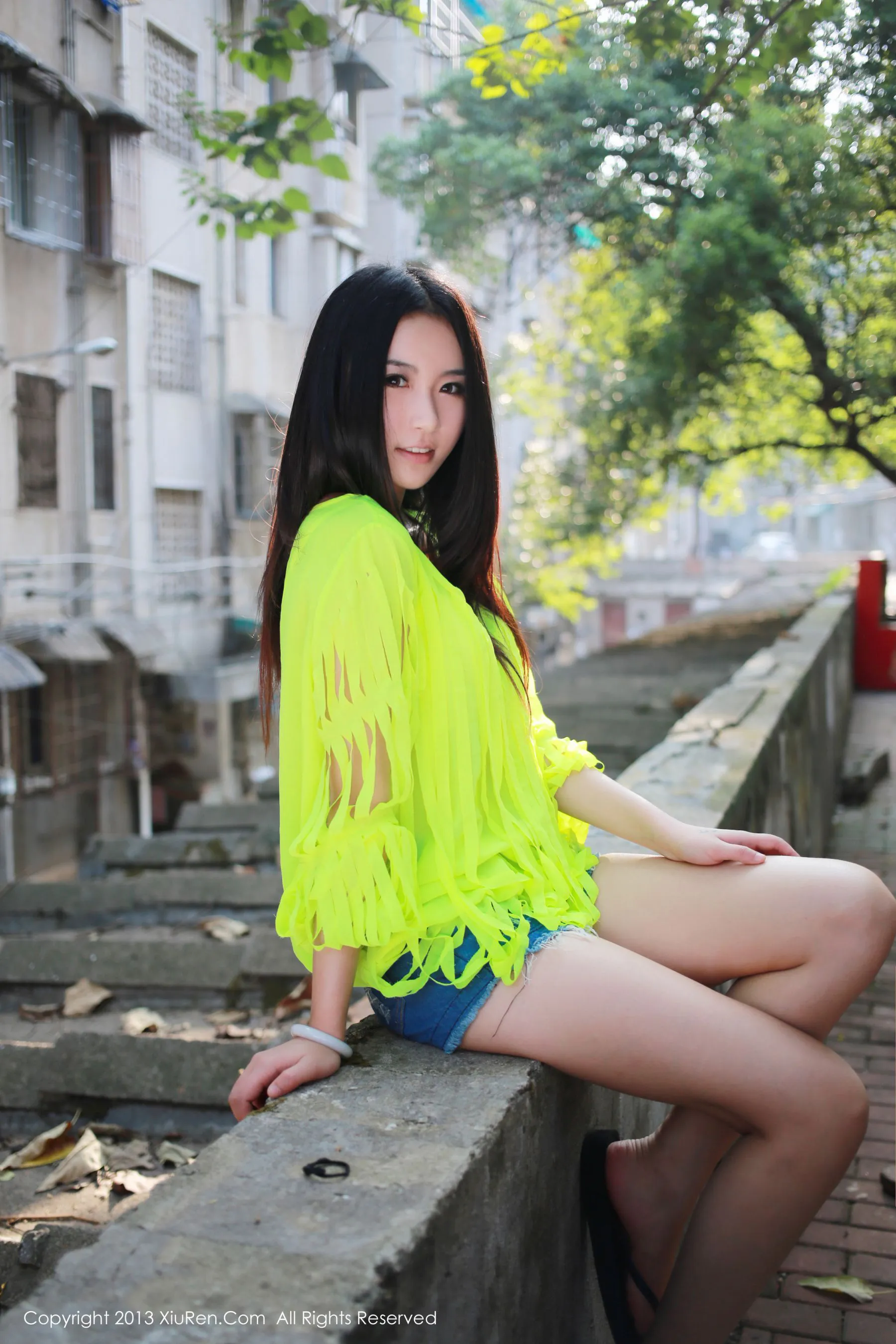  MOON嘉依 秀人网 No.017第1张