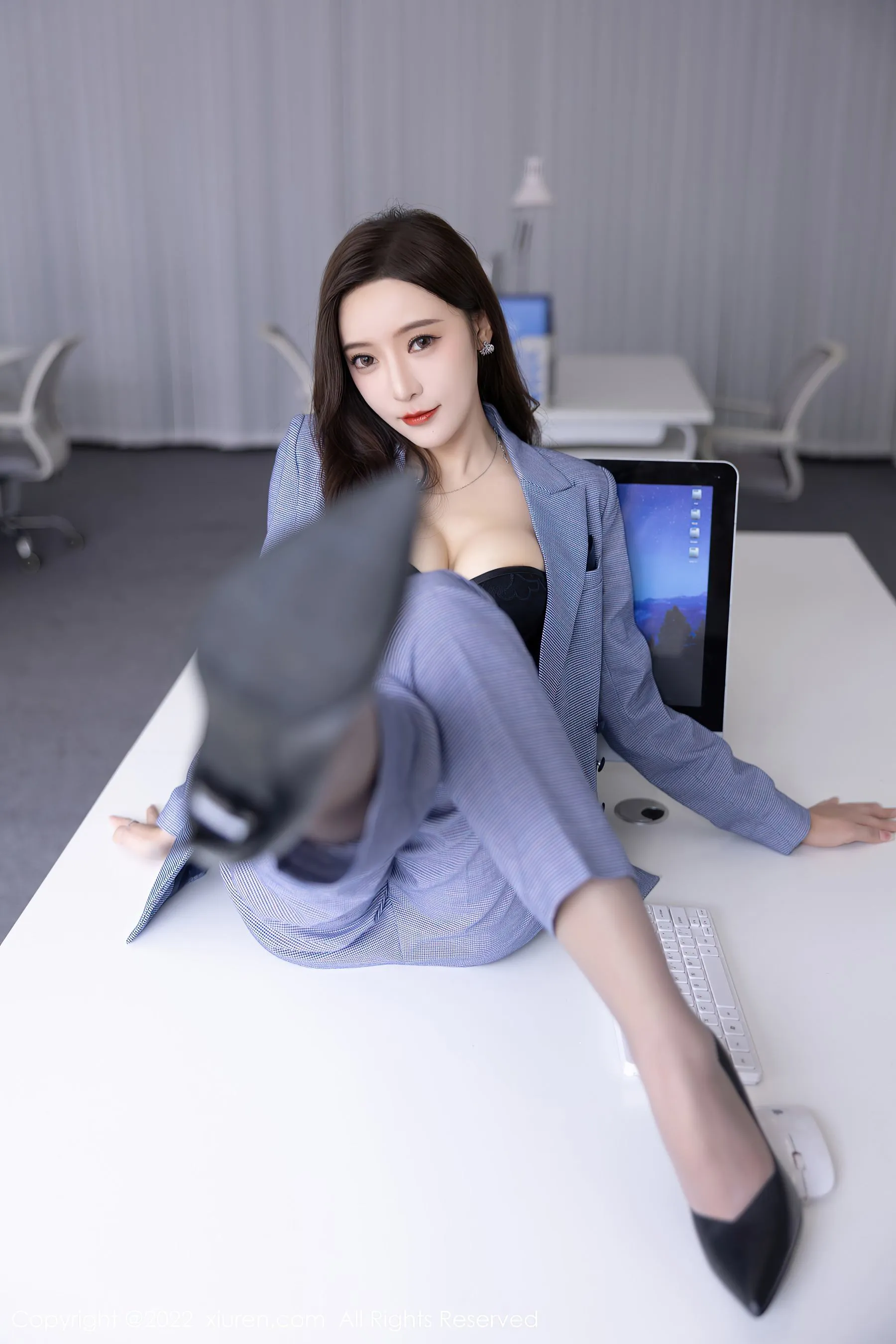  秀人网 No.5629 王馨瑶yanni Ol职业装第26张