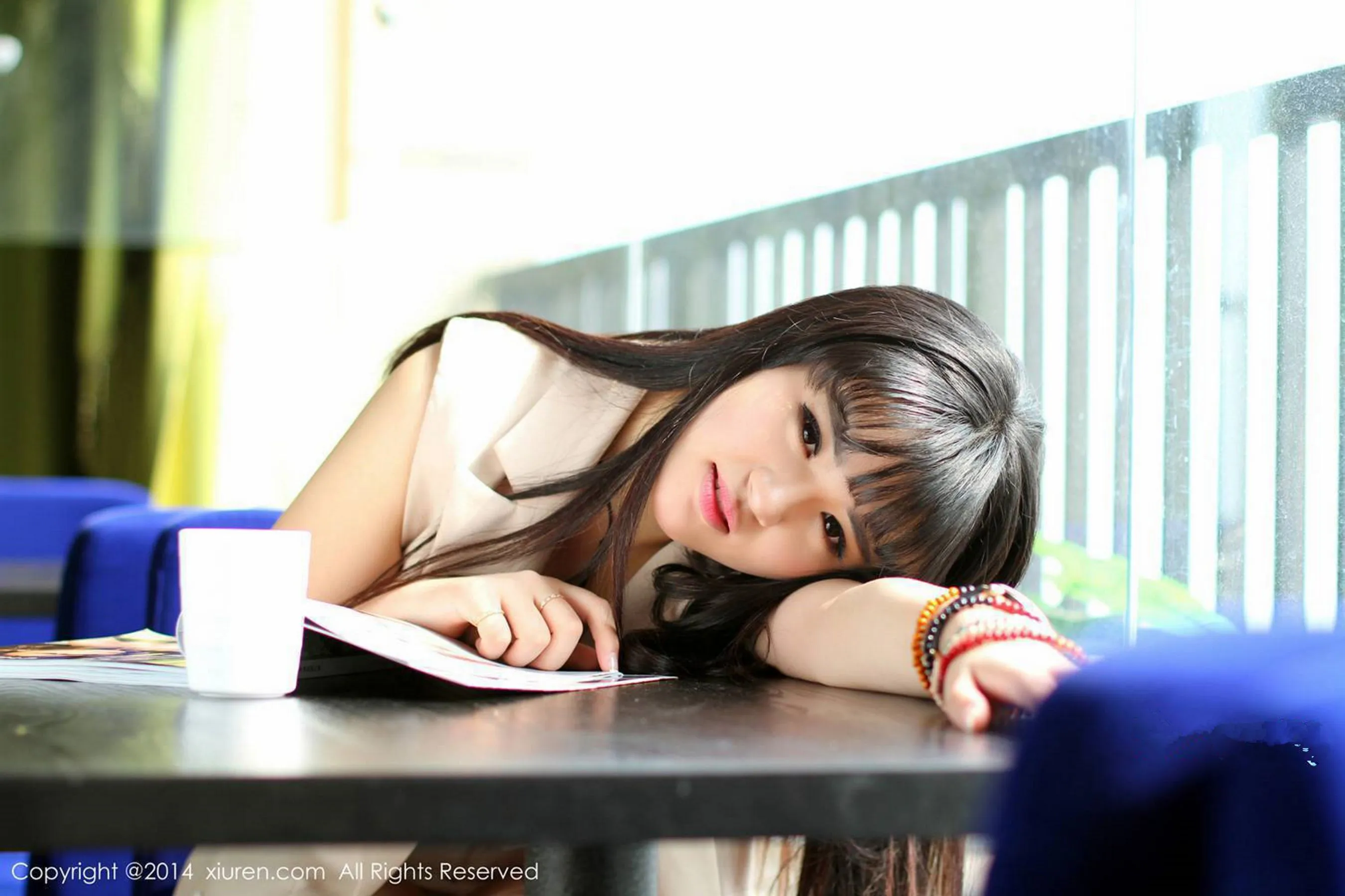 旭儿 &F cup妹子 秀人网 No.261第22张