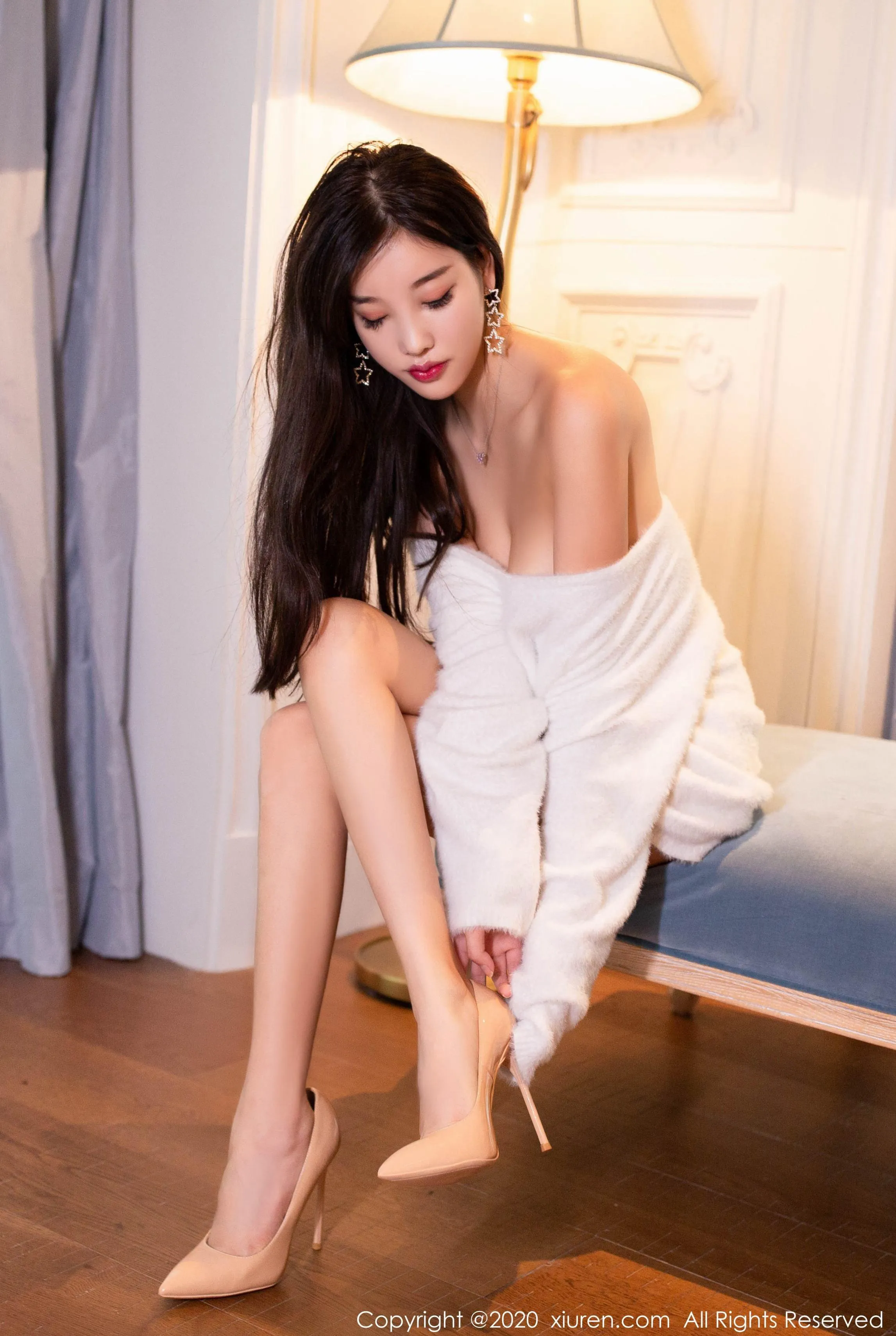 XIUREN秀人网 NO.2114 杨晨晨sugar第4张