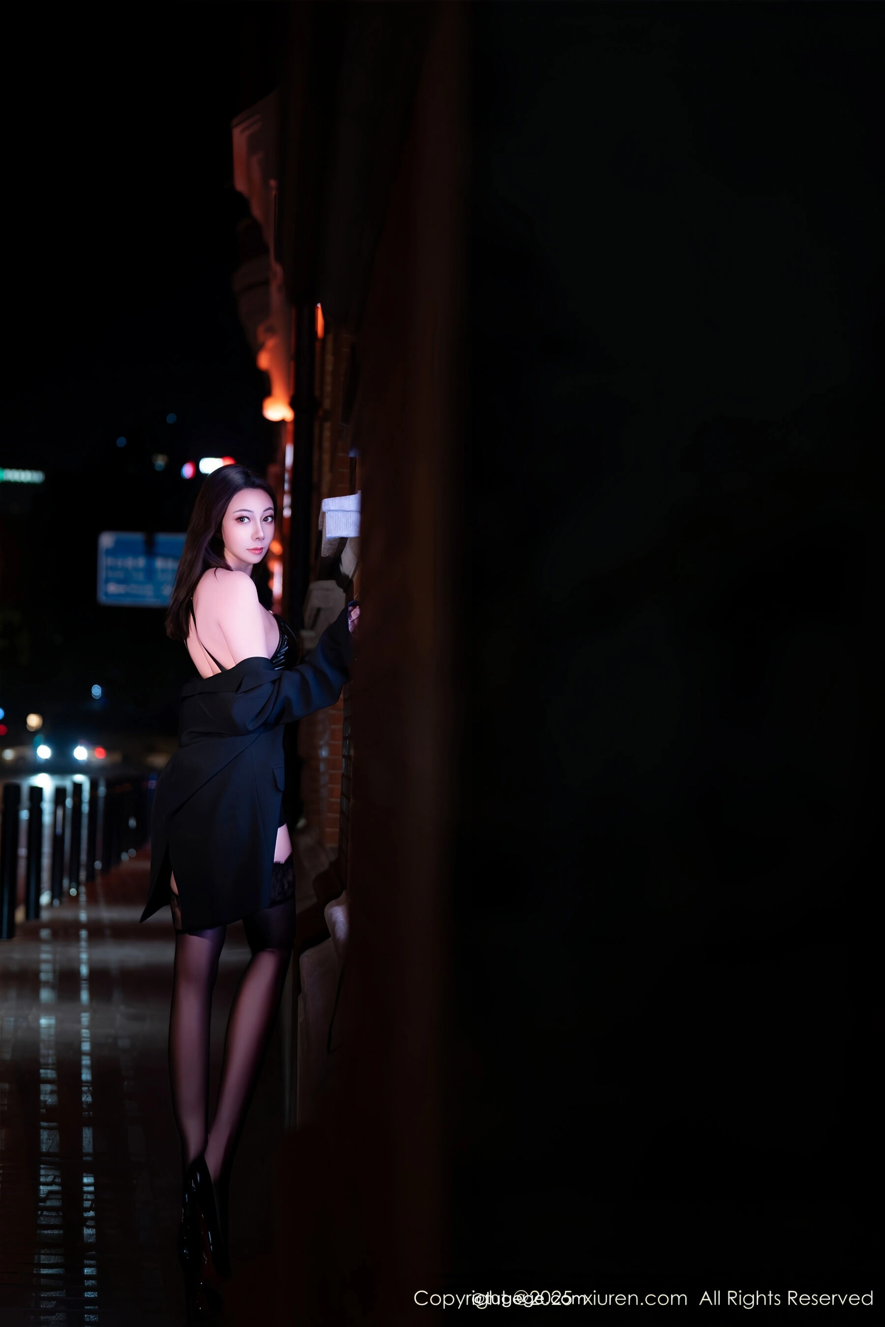  秀人网 果儿Victoria Vol.10899 [72P]第5张