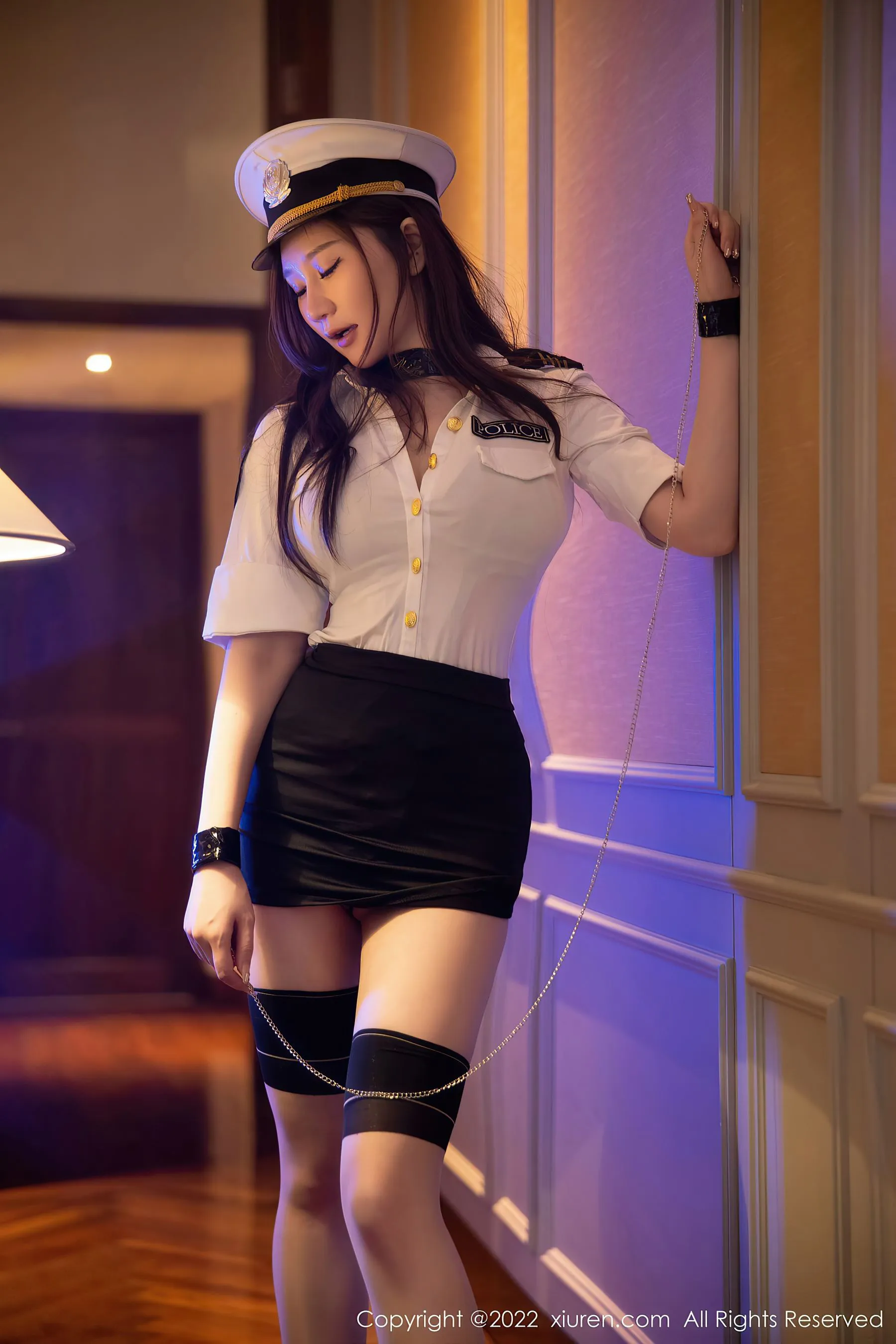  秀人网 No.5740 顾乔楠Cora 制服美臀第23张