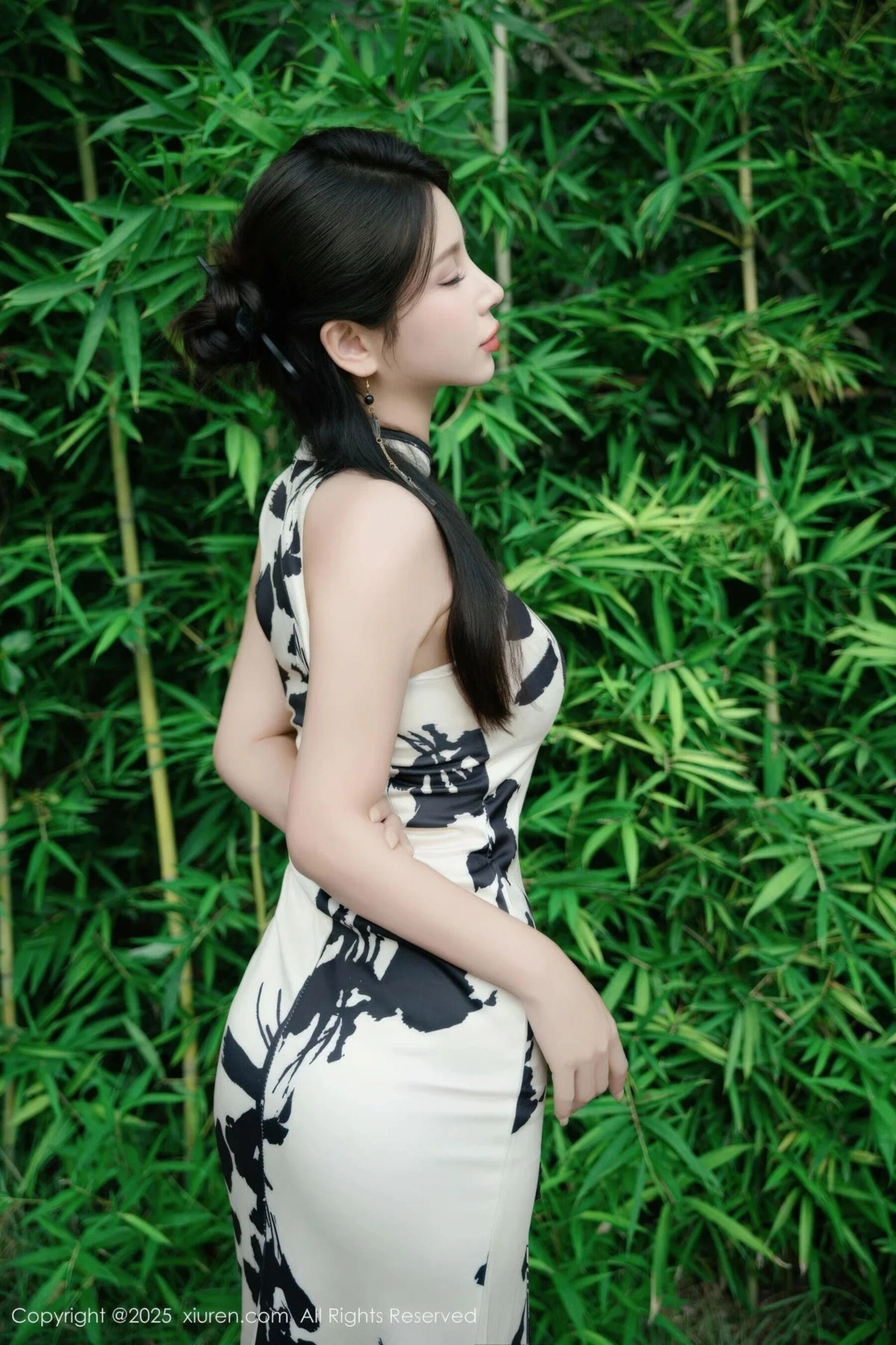  秀人网 小蛮妖Yummy Vol.10989 [70P]第1张