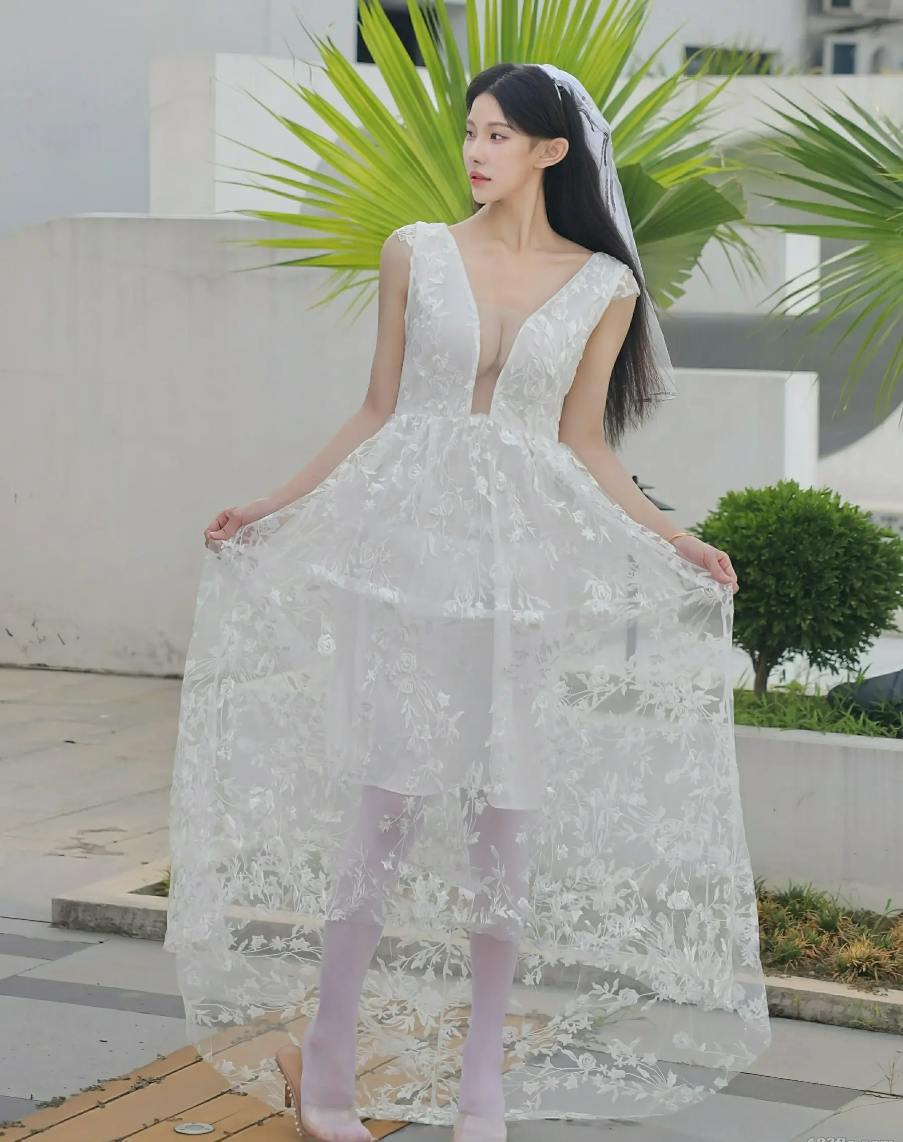  秀人网 No.10661 梨霜儿 [82P]第5张