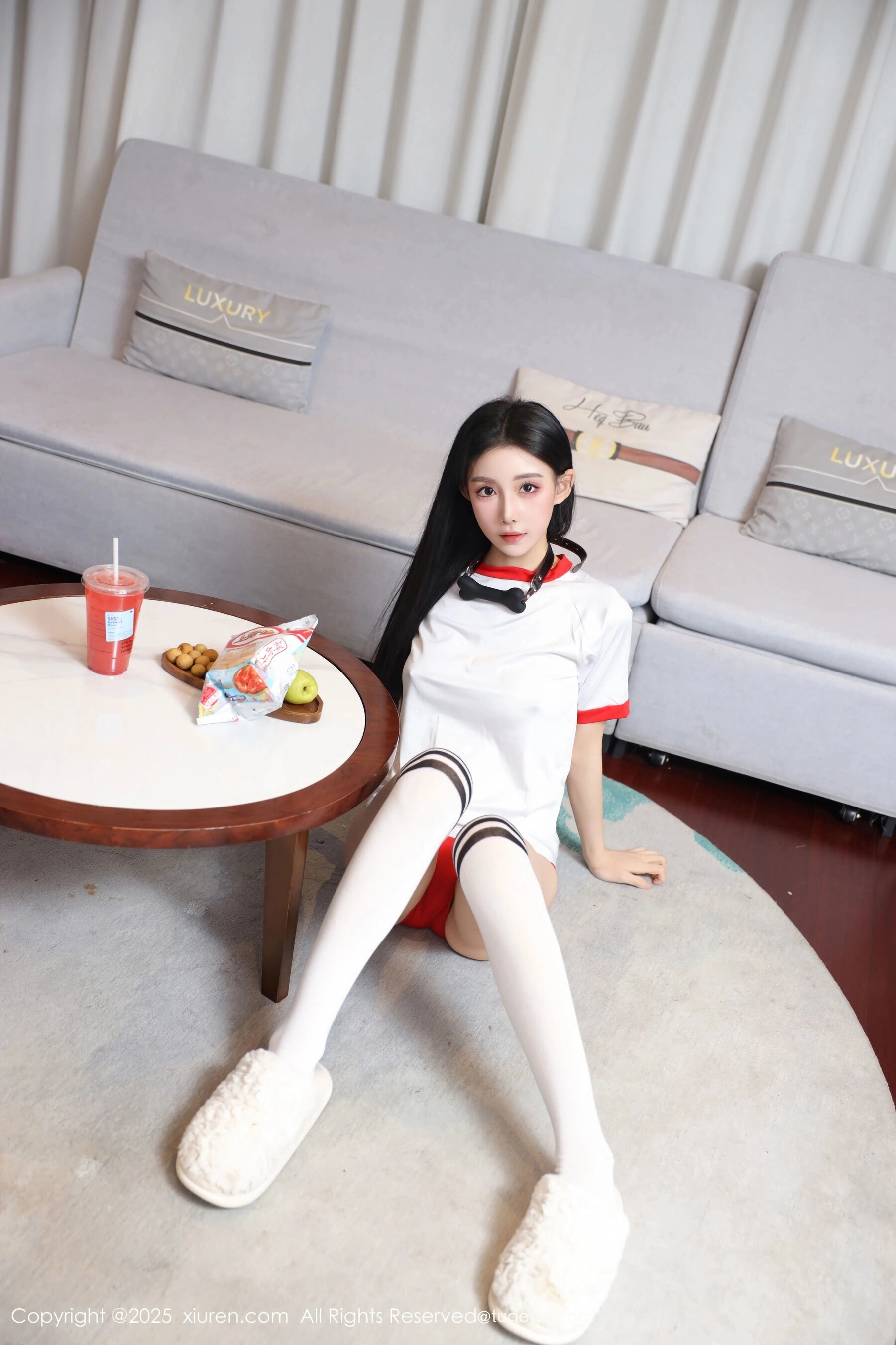  秀人网 许微微呀 Vol.11110 [86P]第1张