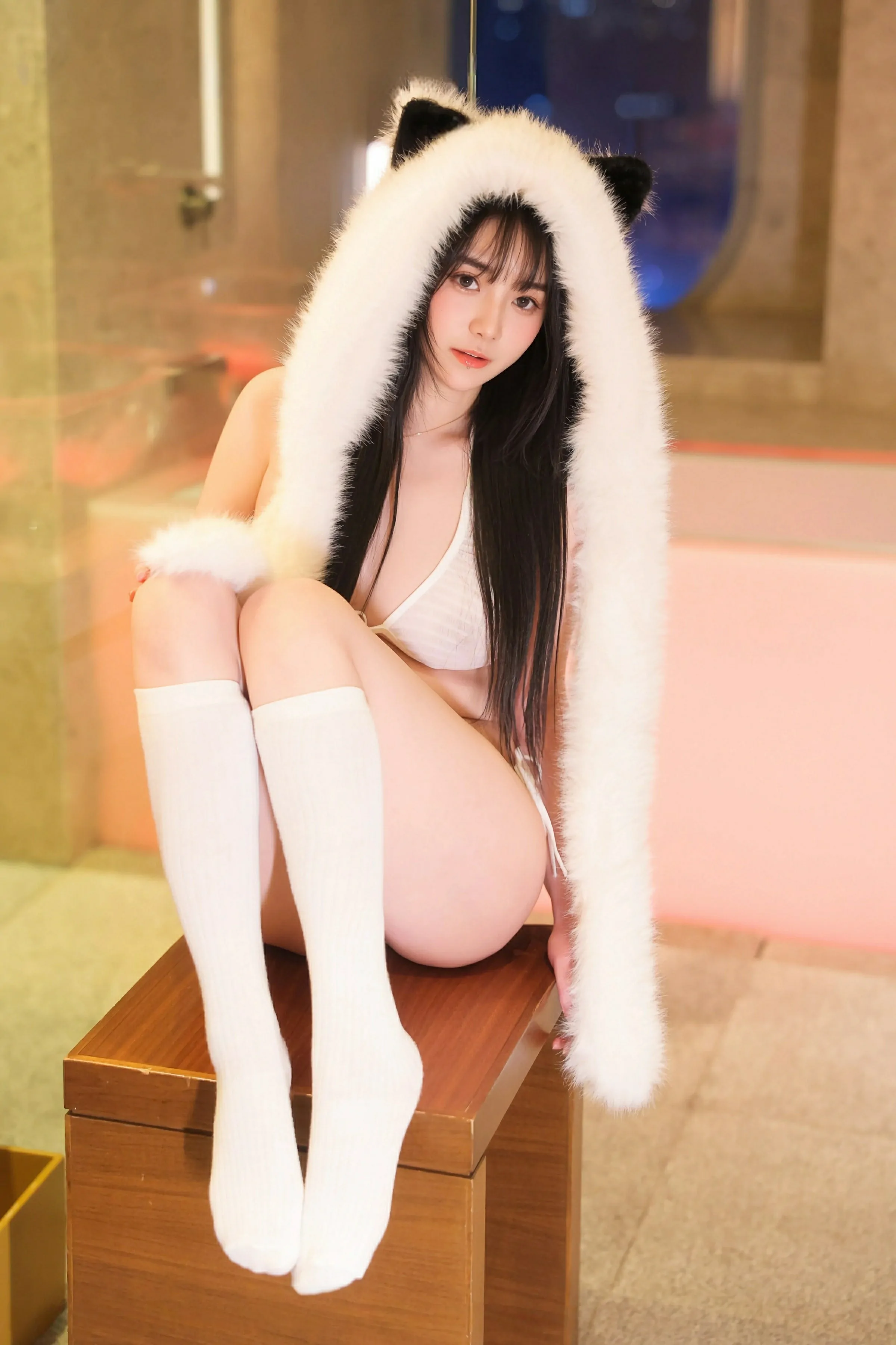  秀人网 No.10302 软情 [51P]第3张