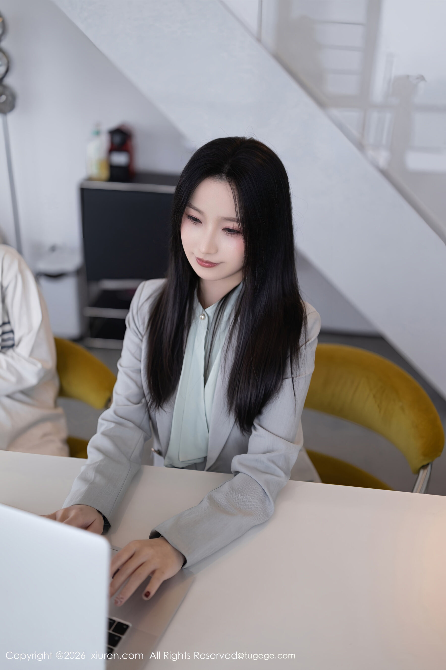  秀人网 杏子Yada Vol.11285 [81P]