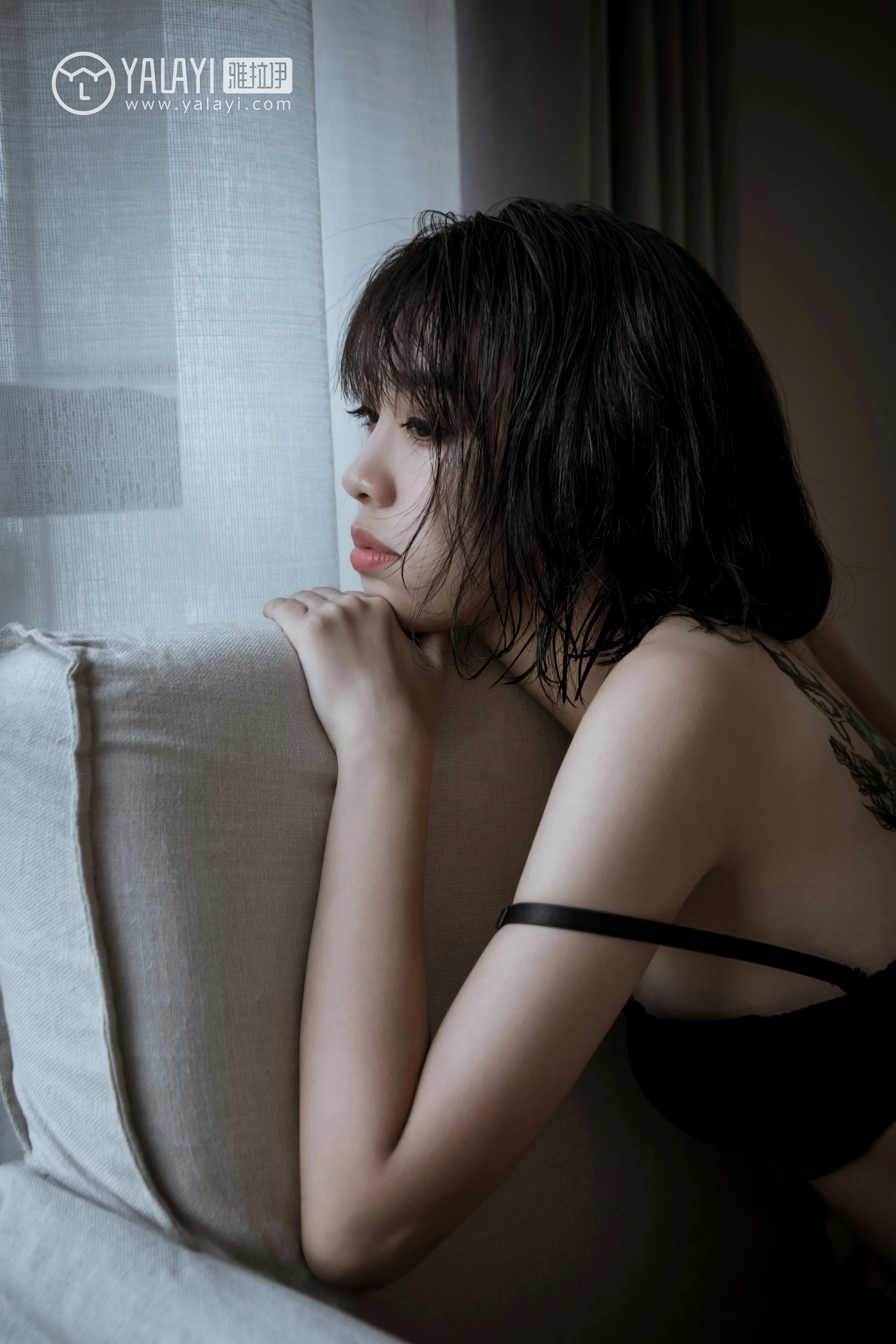 [YALAYI雅拉伊]NO.058 幻象气球 小杨 黑色性感内衣私房写真集第8张