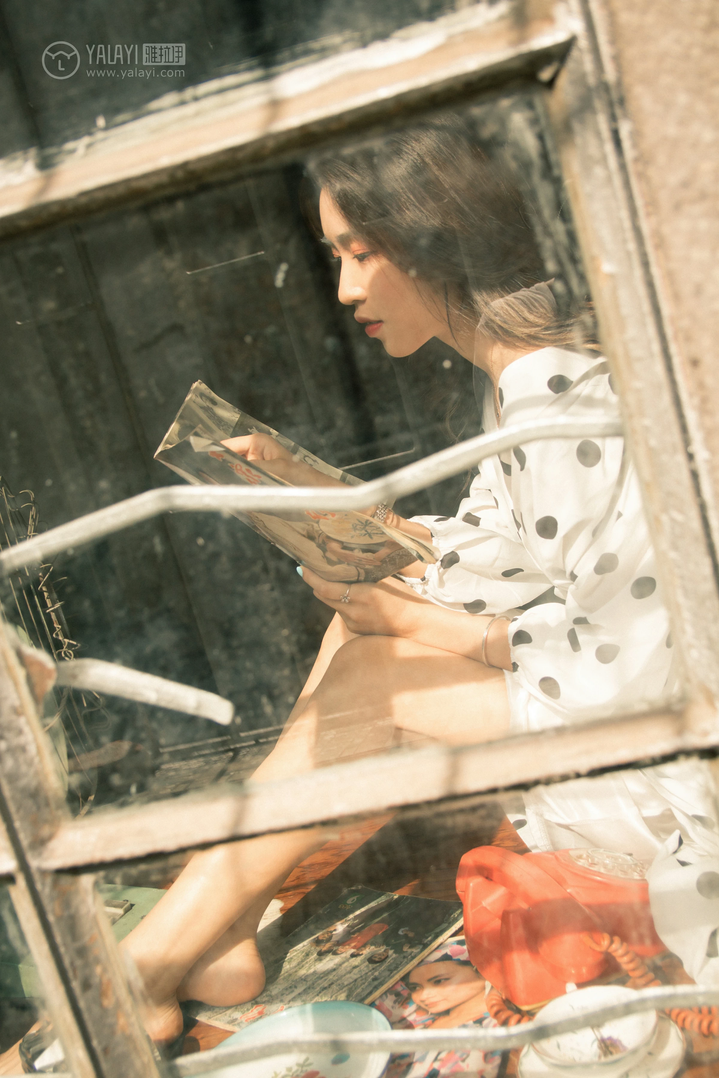 [YALAYI雅拉伊]NO.114 双面伊人 琳琳 琛琛 居家睡衣性感私房写真集第3张