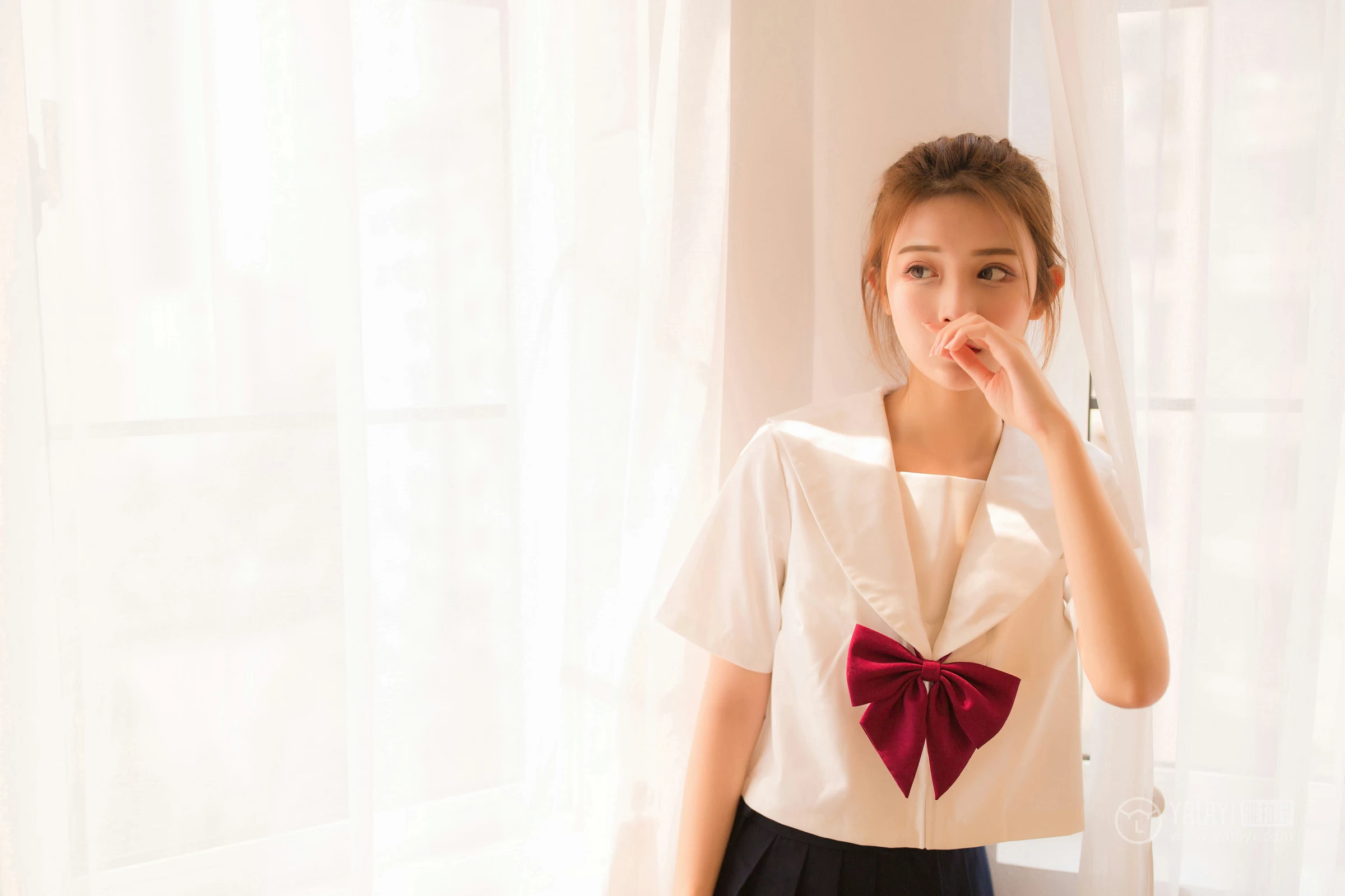 [YALAYI雅拉伊]NO.115 念念不忘 丸糯糯 高中女生制服与黑色短裙清纯私房写真集第3张