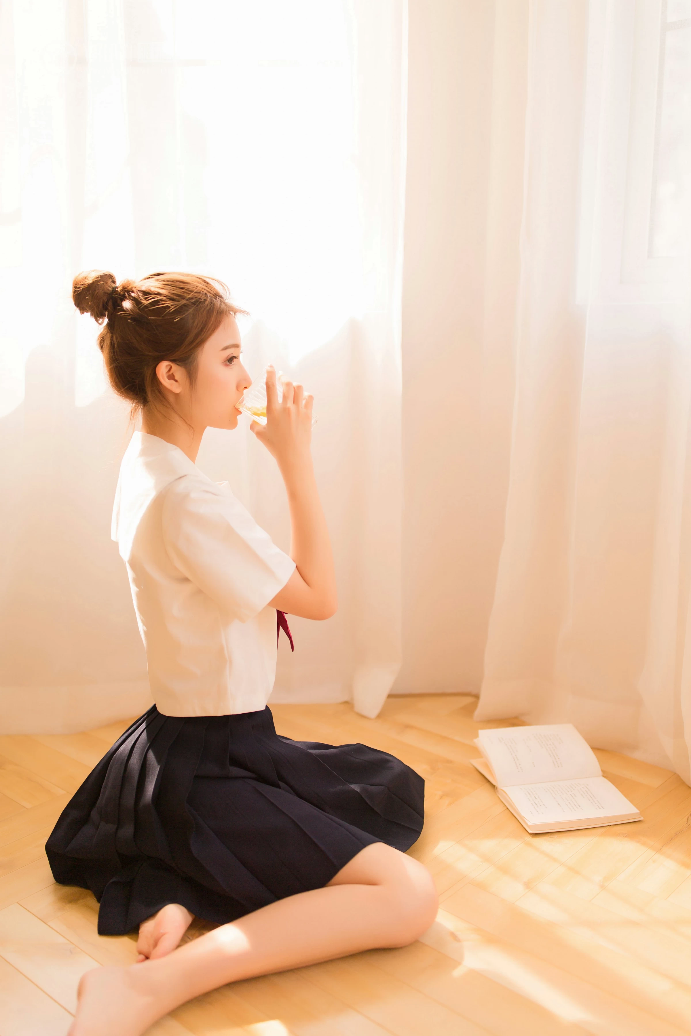 [YALAYI雅拉伊]NO.115 念念不忘 丸糯糯 高中女生制服与黑色短裙清纯私房写真集第12张