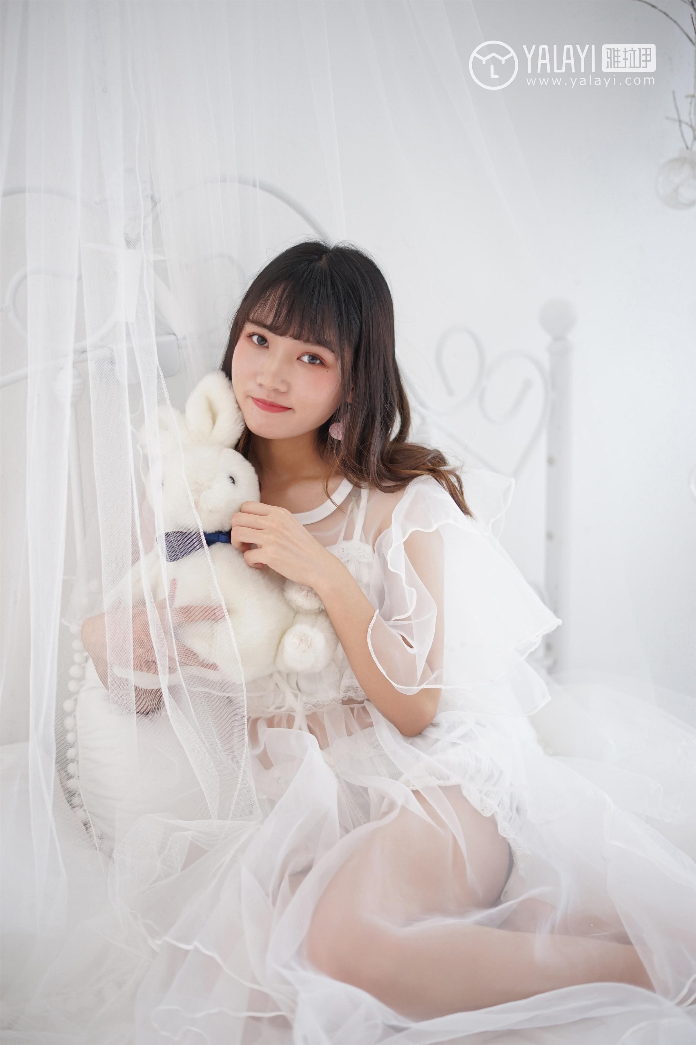 [YALAYI雅拉伊]NO.001 恋上你的床 公主小兔子 透视连衣裙性感私房写真集第5张