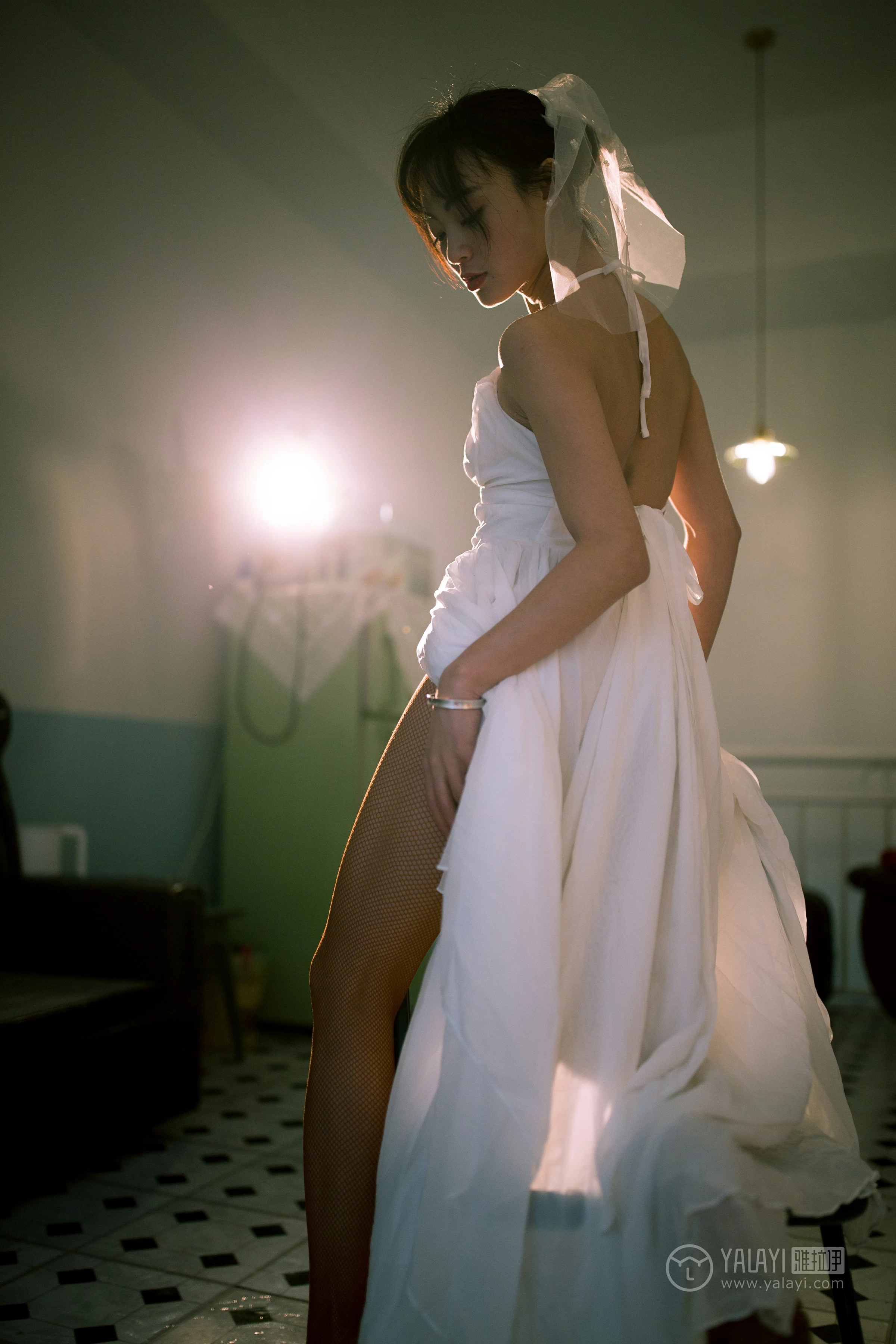 [YALAYI雅拉伊]No.191 轻舞飞扬 米粒米粒 白色吊带裸背婚纱连衣裙性感私房写真集第12张