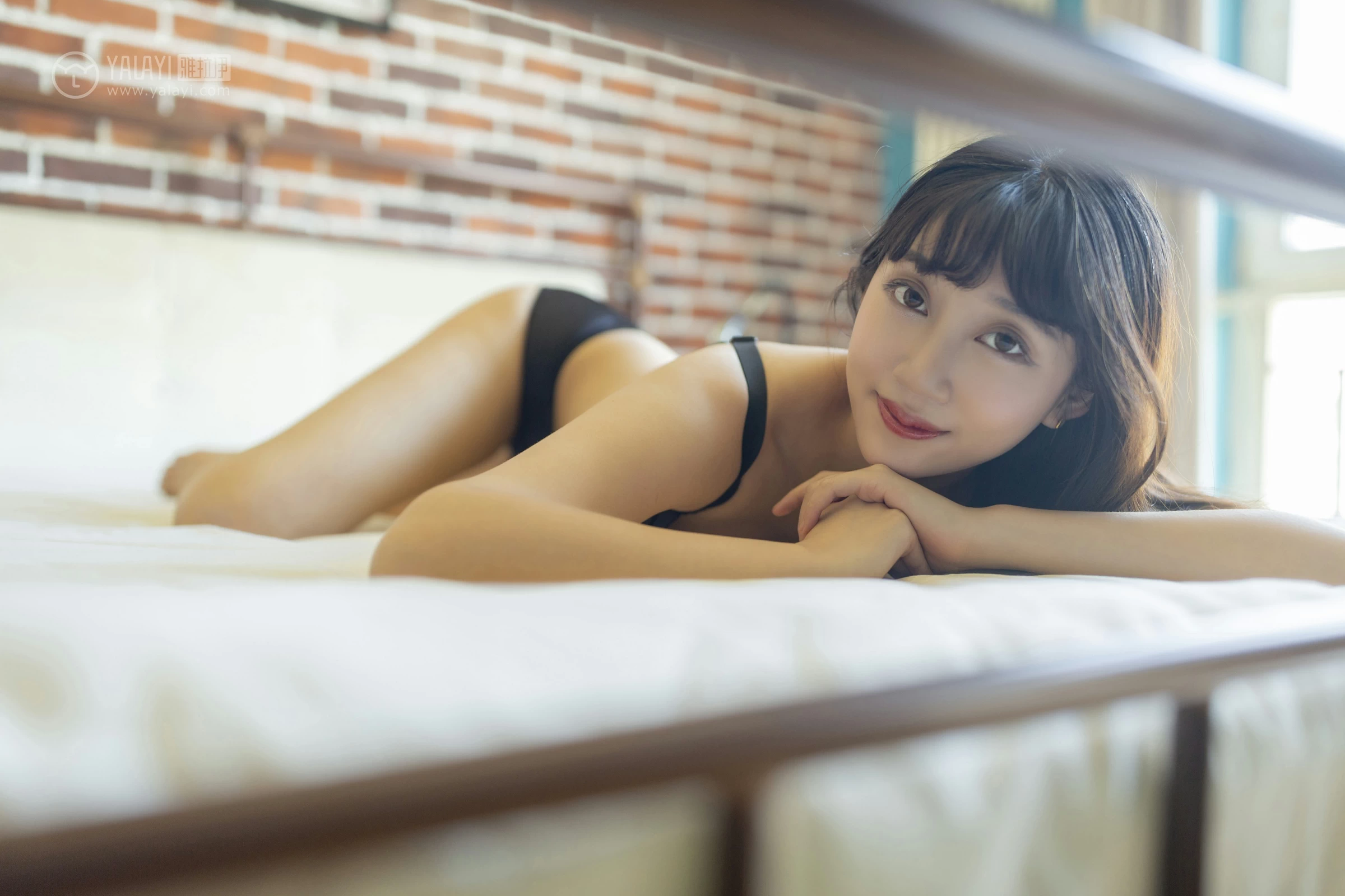 [YALAYI雅拉伊]No.259 美人如玉 温蒂 黑色性感内衣居家私房写真集第6张