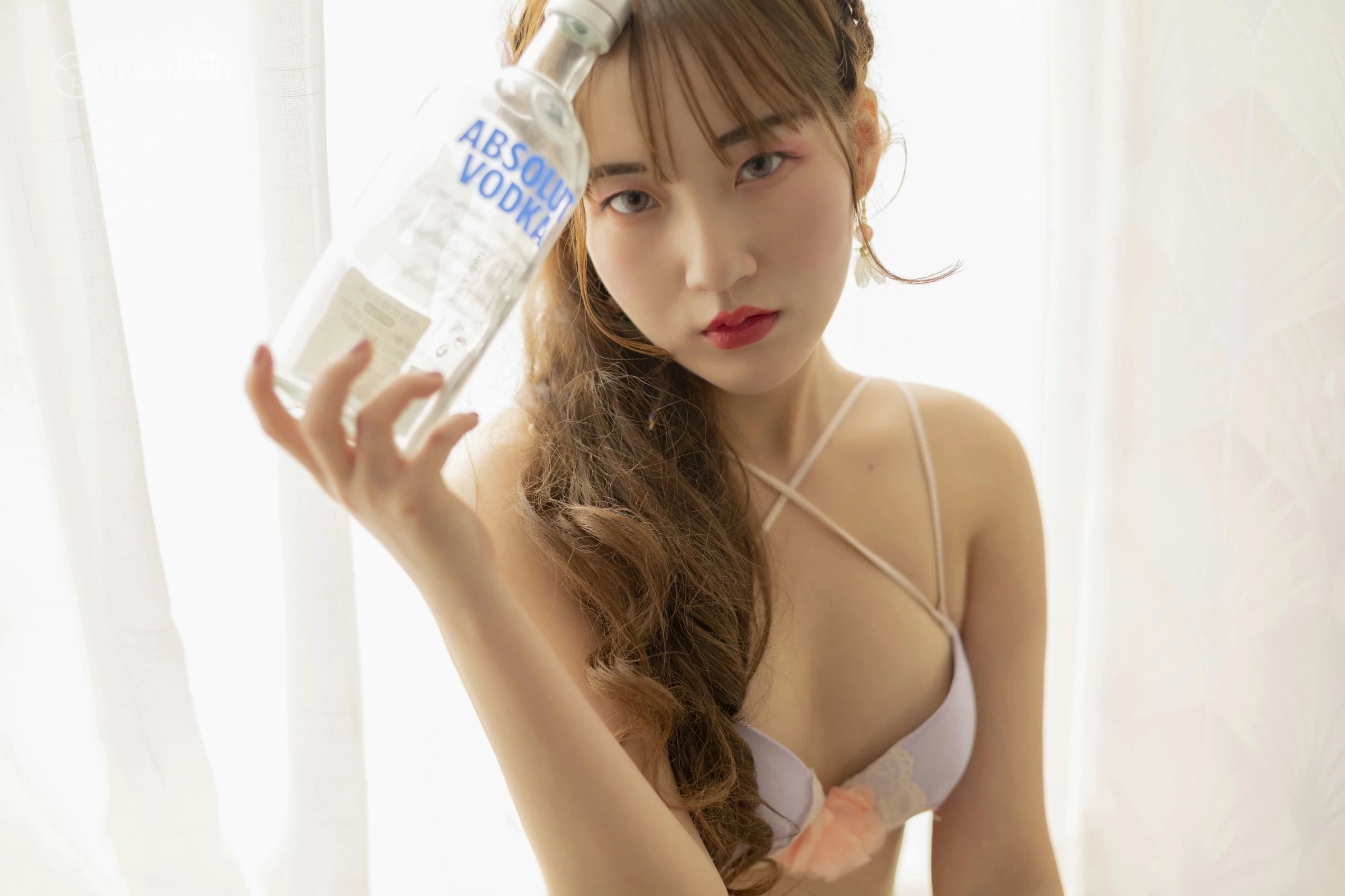 [YALAYI雅拉伊]No.261 自画像 顾盼兮 紫色蕾丝内衣性感私房写真集第8张