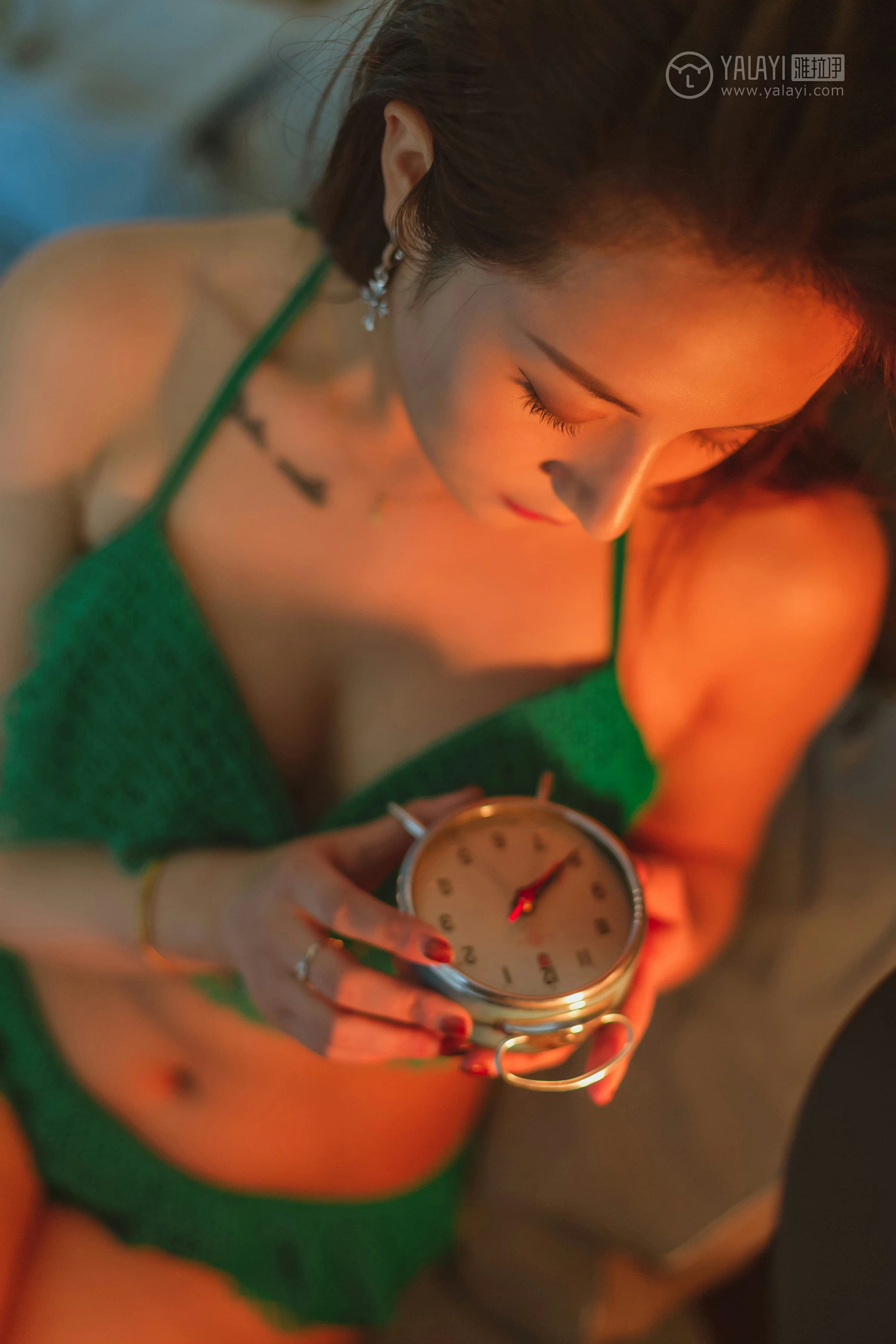 [YALAYI雅拉伊]No.276 80後 雅辛 青色镂空内衣加短裙性感私房写真集第11张