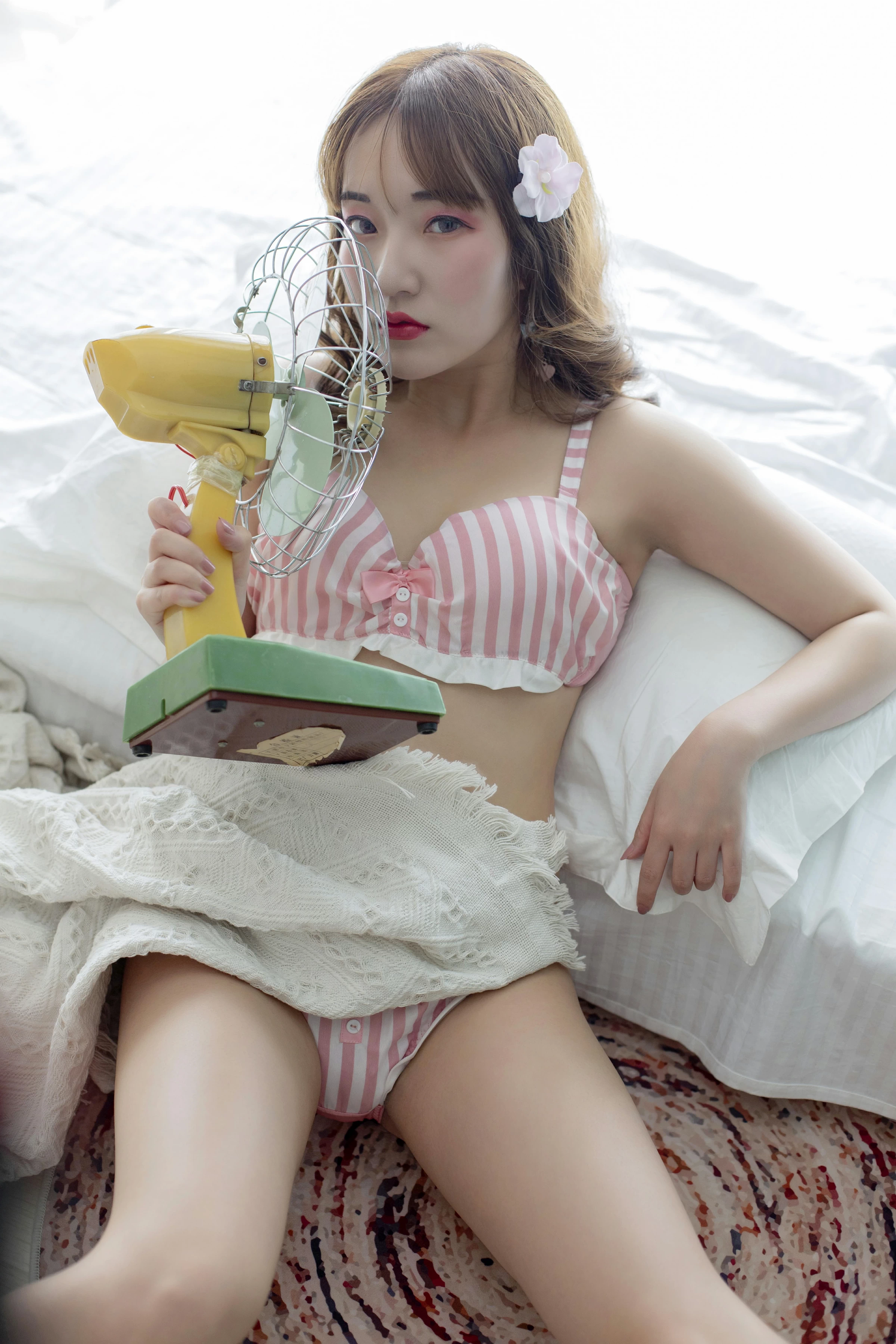 [YALAYI雅拉伊]No.273 千娇百媚 顾盼兮 粉色内衣与内裤性感私房写真集第11张