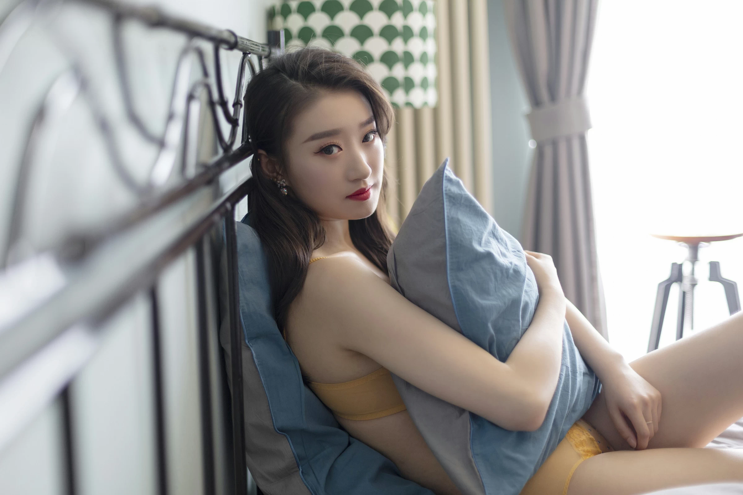 [YALAYI雅拉伊]No.290 娇艳欲滴 心怡 橙色蕾丝内衣性感私房写真集第4张