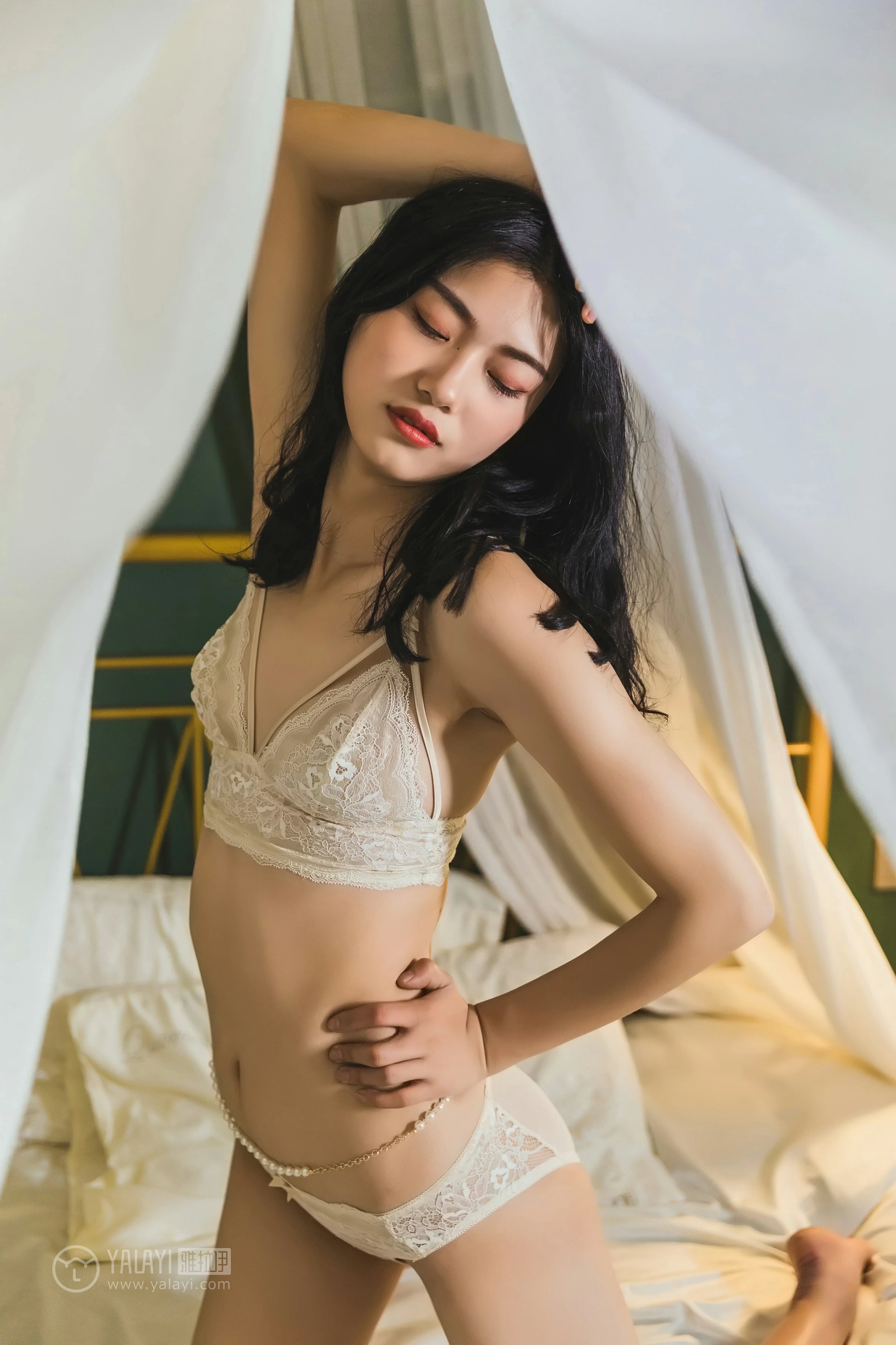 [YALAYI雅拉伊]No.306 我为卿狂 和风 白色蕾丝镂空内衣性感私房写真集第11张
