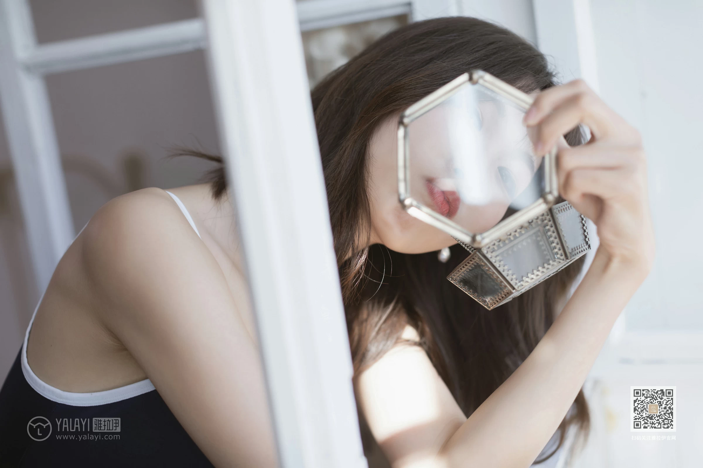 [YALAYI雅拉伊]Vol.410 很酷的水 佳佳 蓝色连体运动内衣性感私房写真集第14张