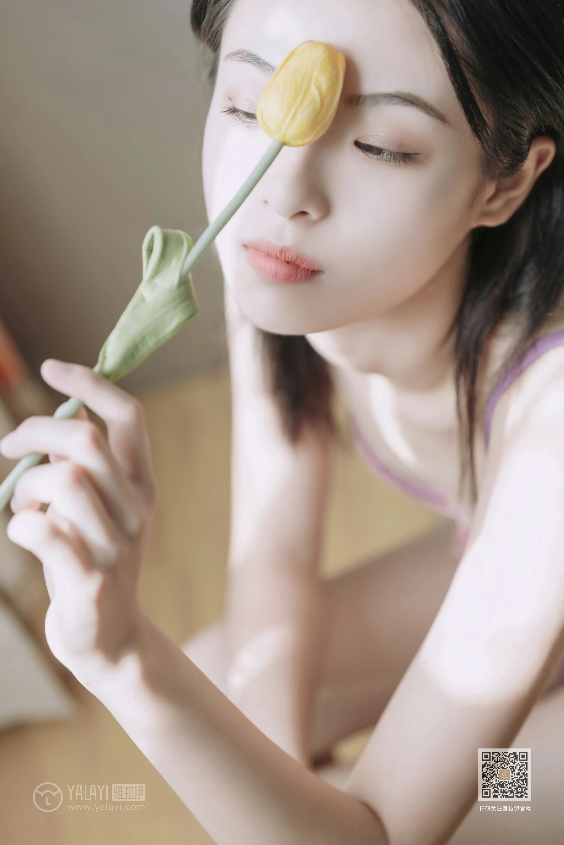[YALAYI雅拉伊]Vol.426 蜜桃成熟时 含嫣 粉色蕾丝内衣居家性感私房写真集第5张