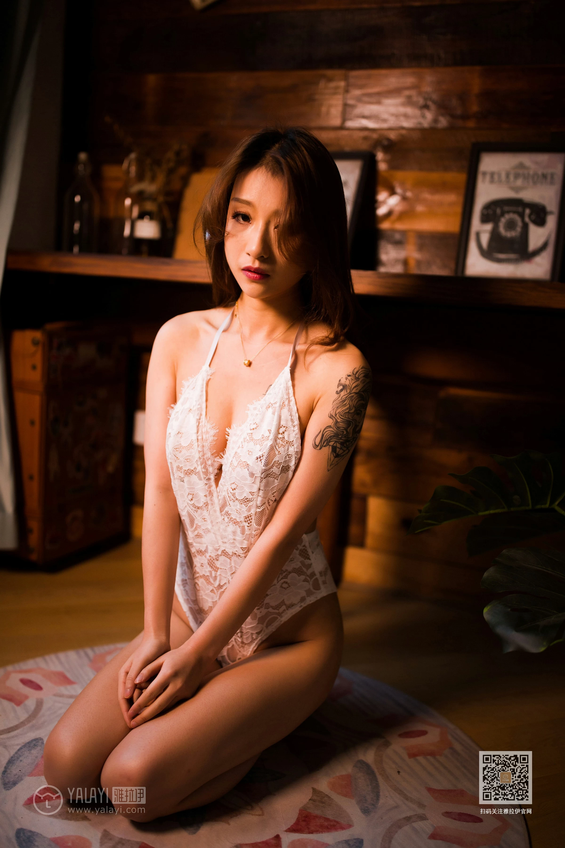 [YALAYI雅拉伊]Vol.490 窈窕女郎 婉儿 白色透视蕾丝情趣内衣性感私房写真集第16张