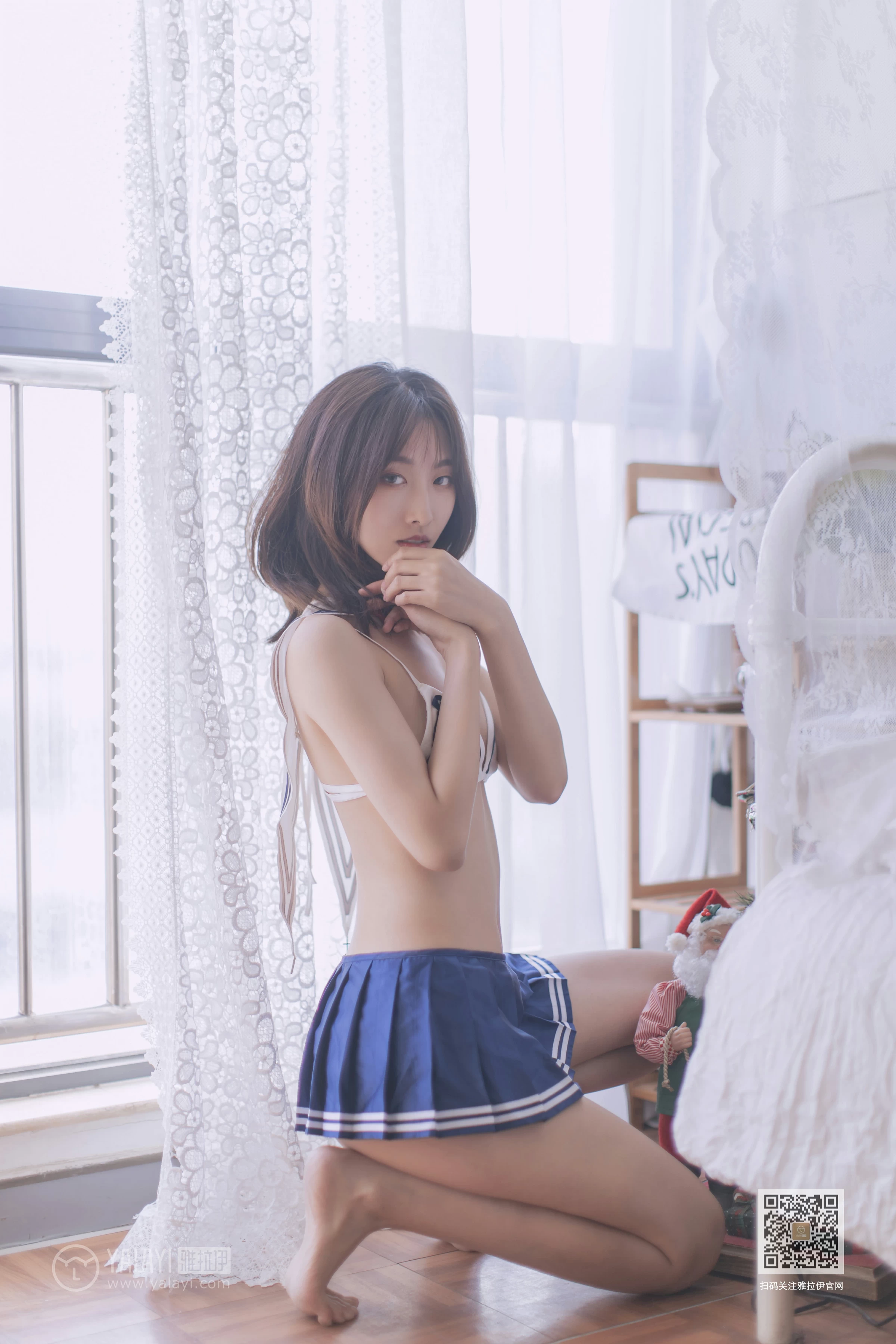 [YALAYI雅拉伊]Vol.449 佳佳的水手梦 情趣制服内衣加短裙性感私房写真集第2张
