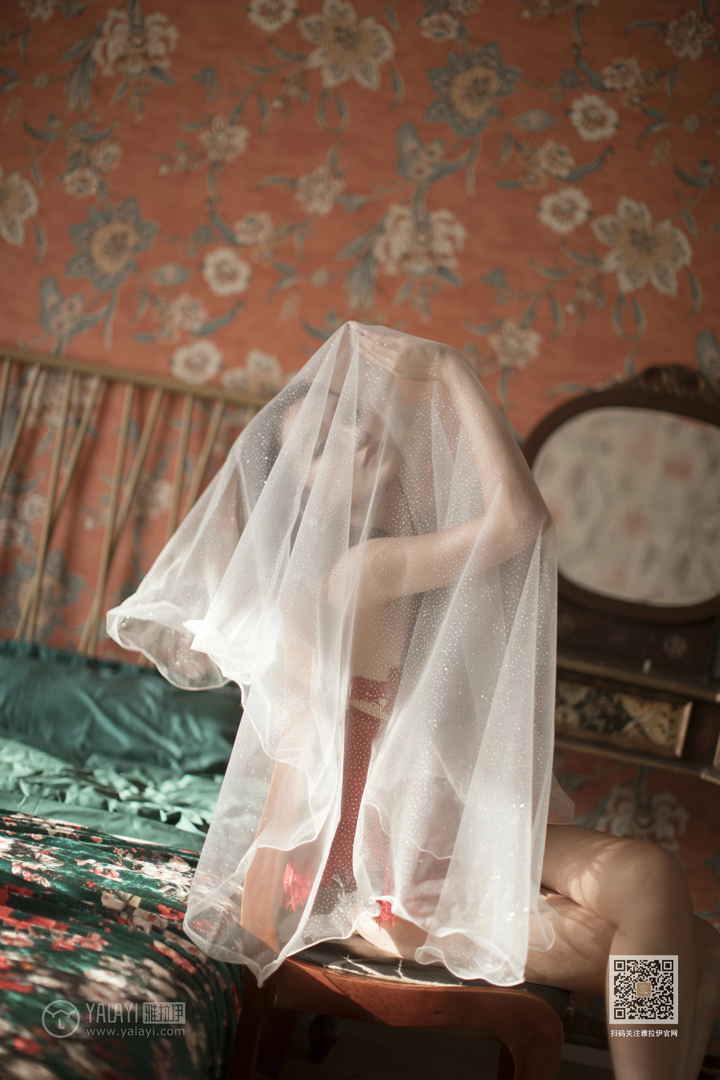 [YALAYI雅拉伊]Vol.458 锦秀奇缘 刘子炀 红色透视情趣内衣性感私房写真集第15张