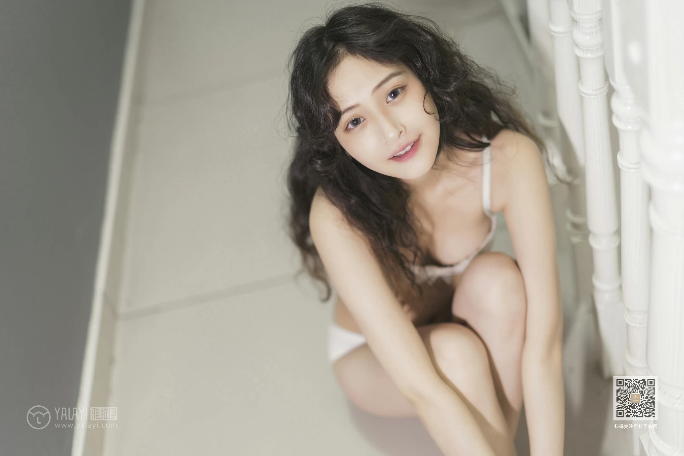 [YALAYI雅拉伊]Vol.474 吹落白衣裳 西子 白色蕾丝内衣居家性感私房写真集第18张