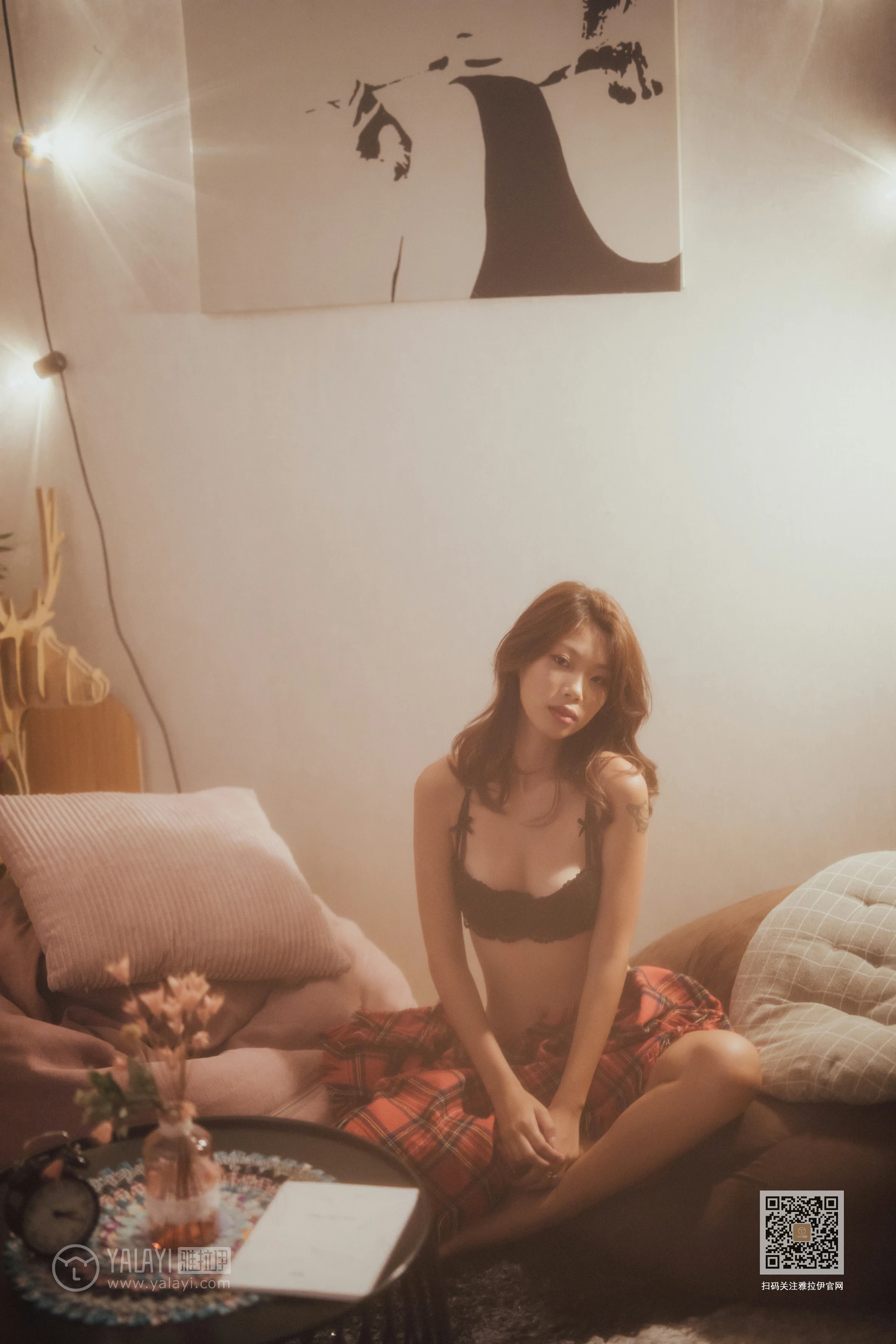 [YALAYI雅拉伊]Vol.548 梦境里的情人 静初 黑色蕾丝内衣性感私房写真集第8张