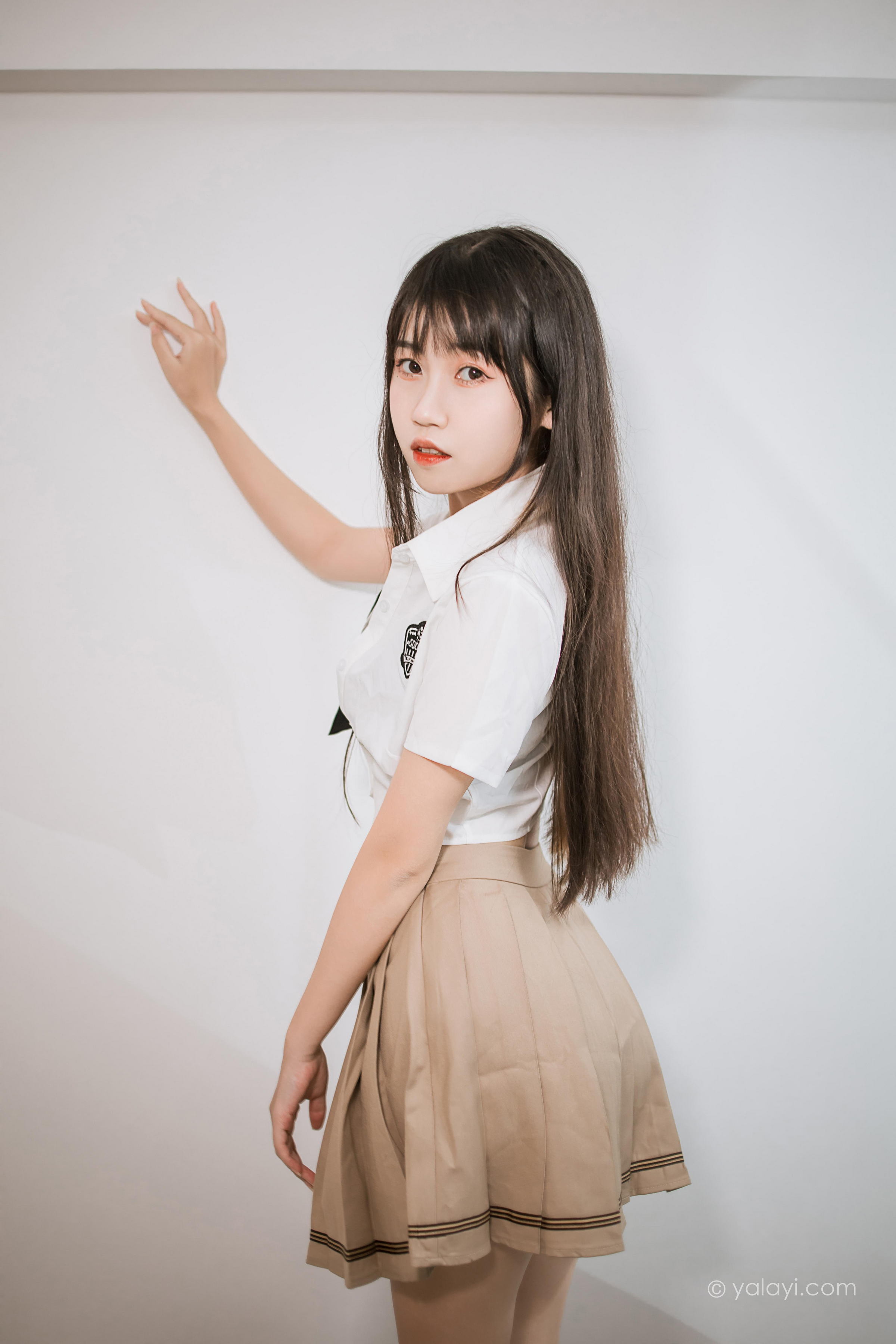 [YALAYI雅拉伊]2022.02.28 美丽多姿 弈思 日本高中女生制服性感私房写真集第14张