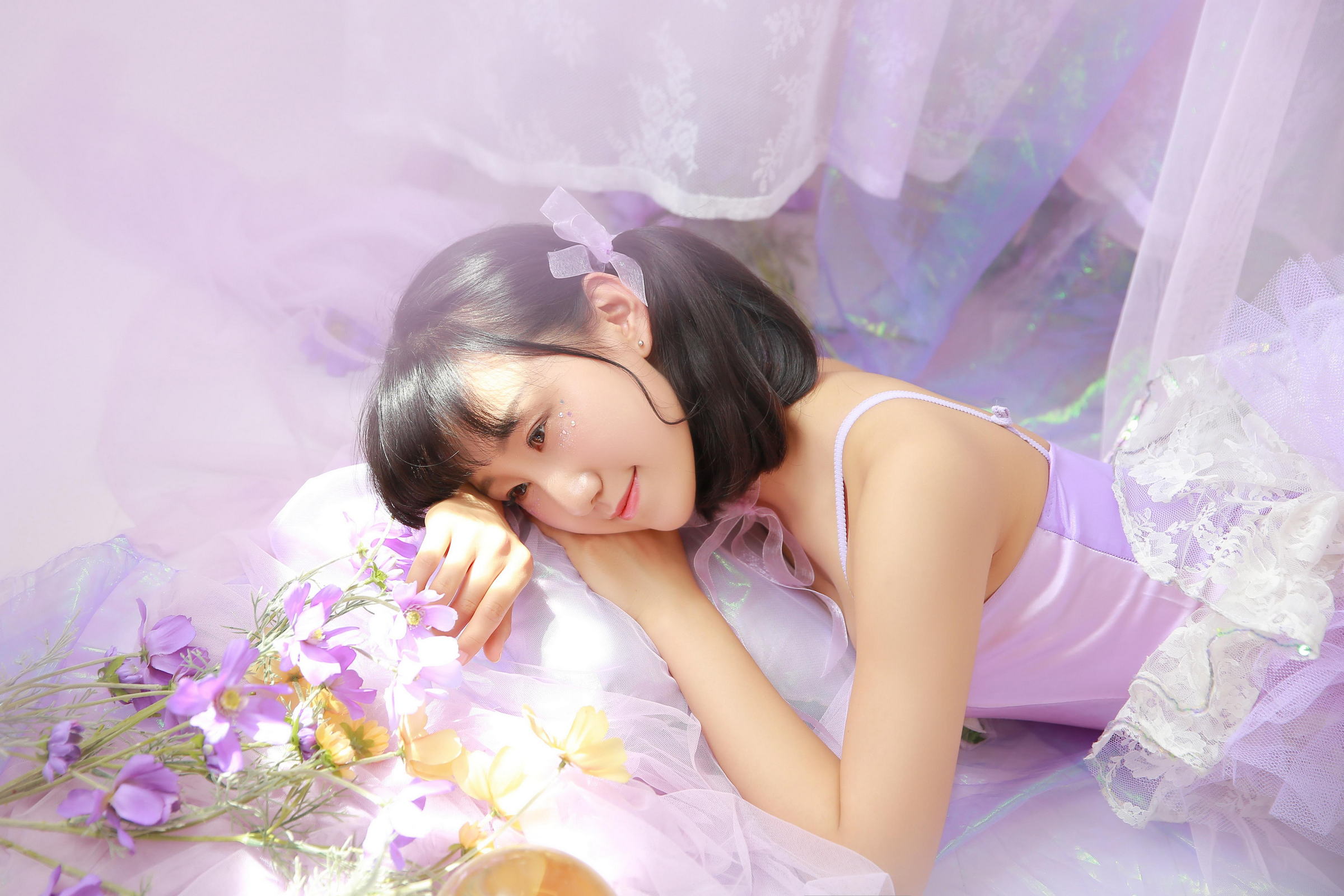 [YALAYI雅拉伊]2022.06.28 青春时光 阳光少女 白色短裤加小背心与粉色吊带蕾丝舞蹈裙清纯写真集第9张