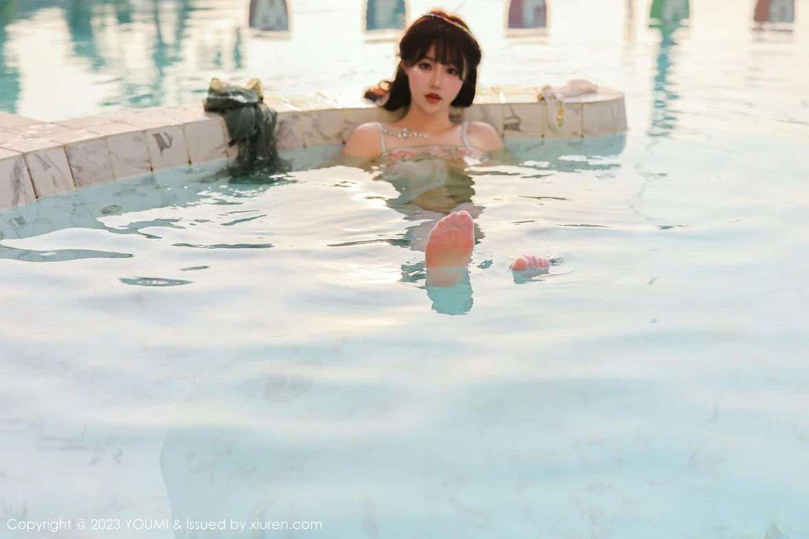  尤蜜荟 Vol.936 朱可儿Flora 白色丝袜普吉岛旅拍 [85P]第23张