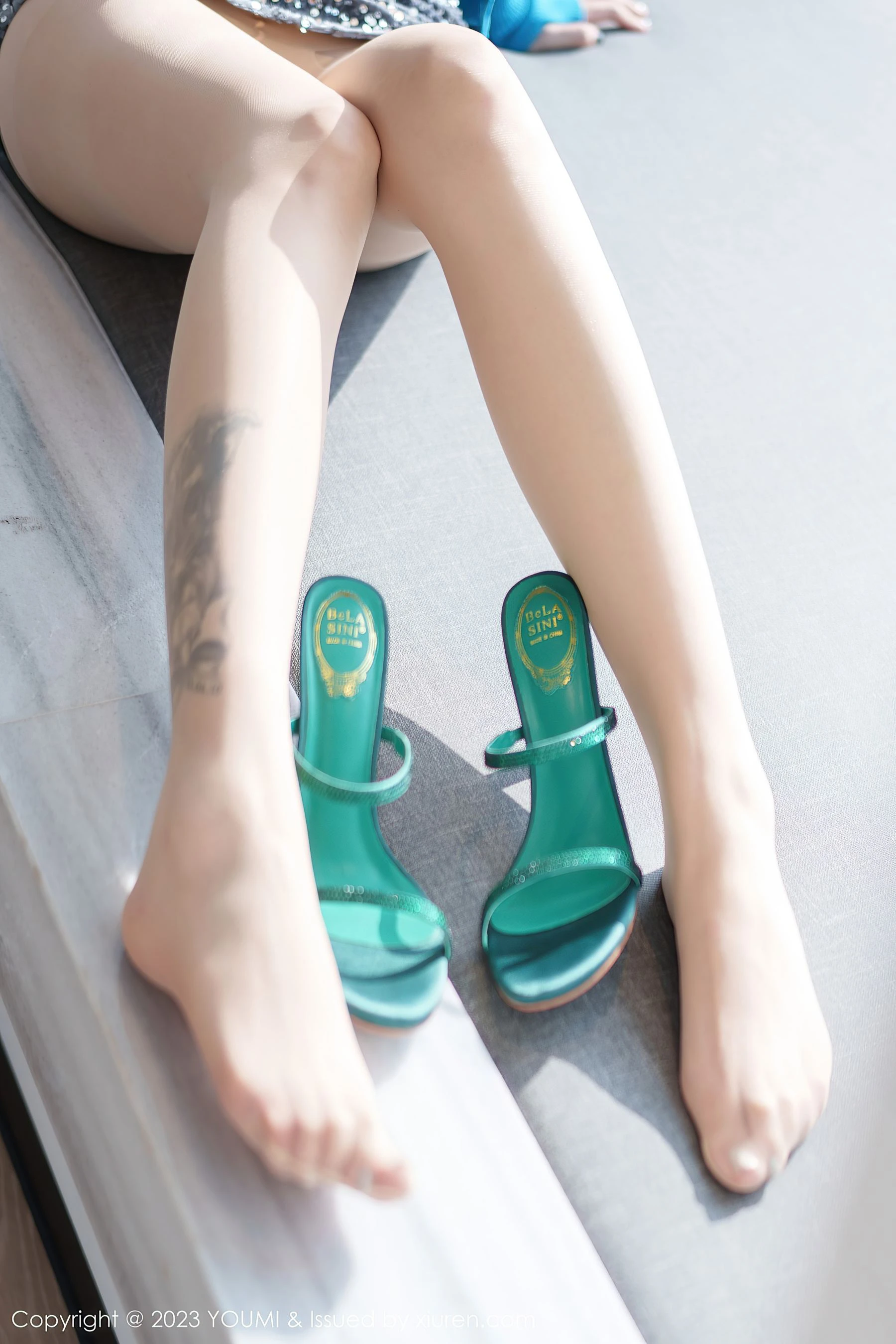 尤蜜荟 VOL.932 王雨纯 美臀短裙第3张