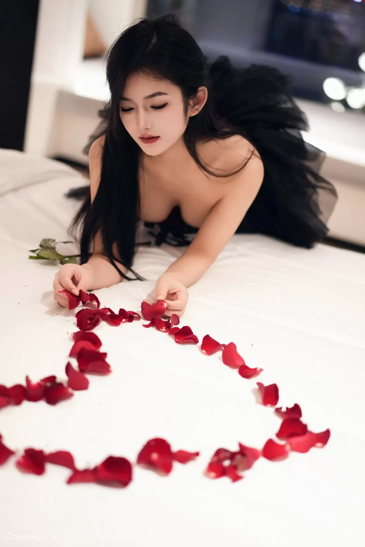  尤蜜荟 VOL.991 谭小灵 [74P]第6张