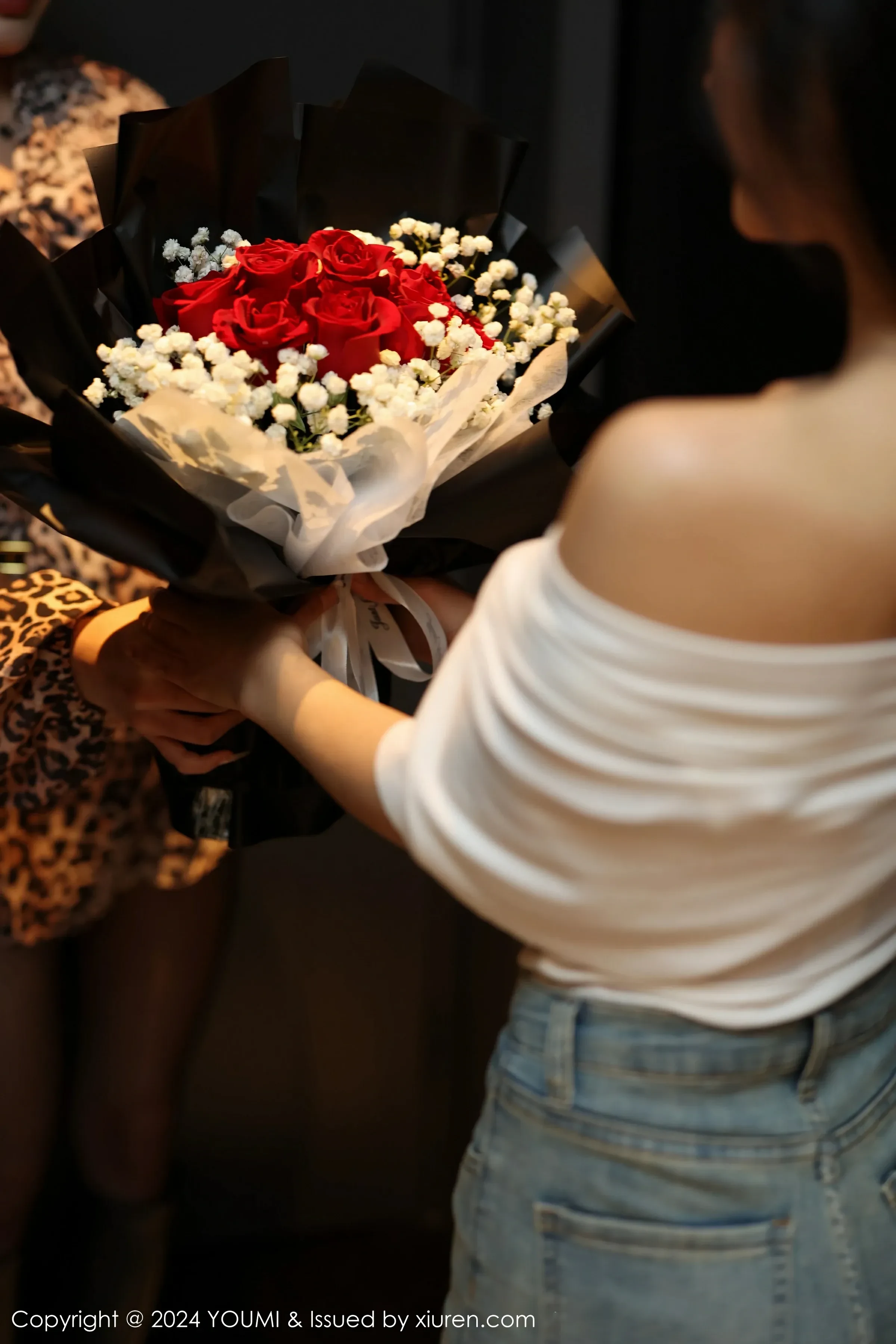  尤蜜荟 VOL.1061 谭小灵 模特合集 [99P]第2张