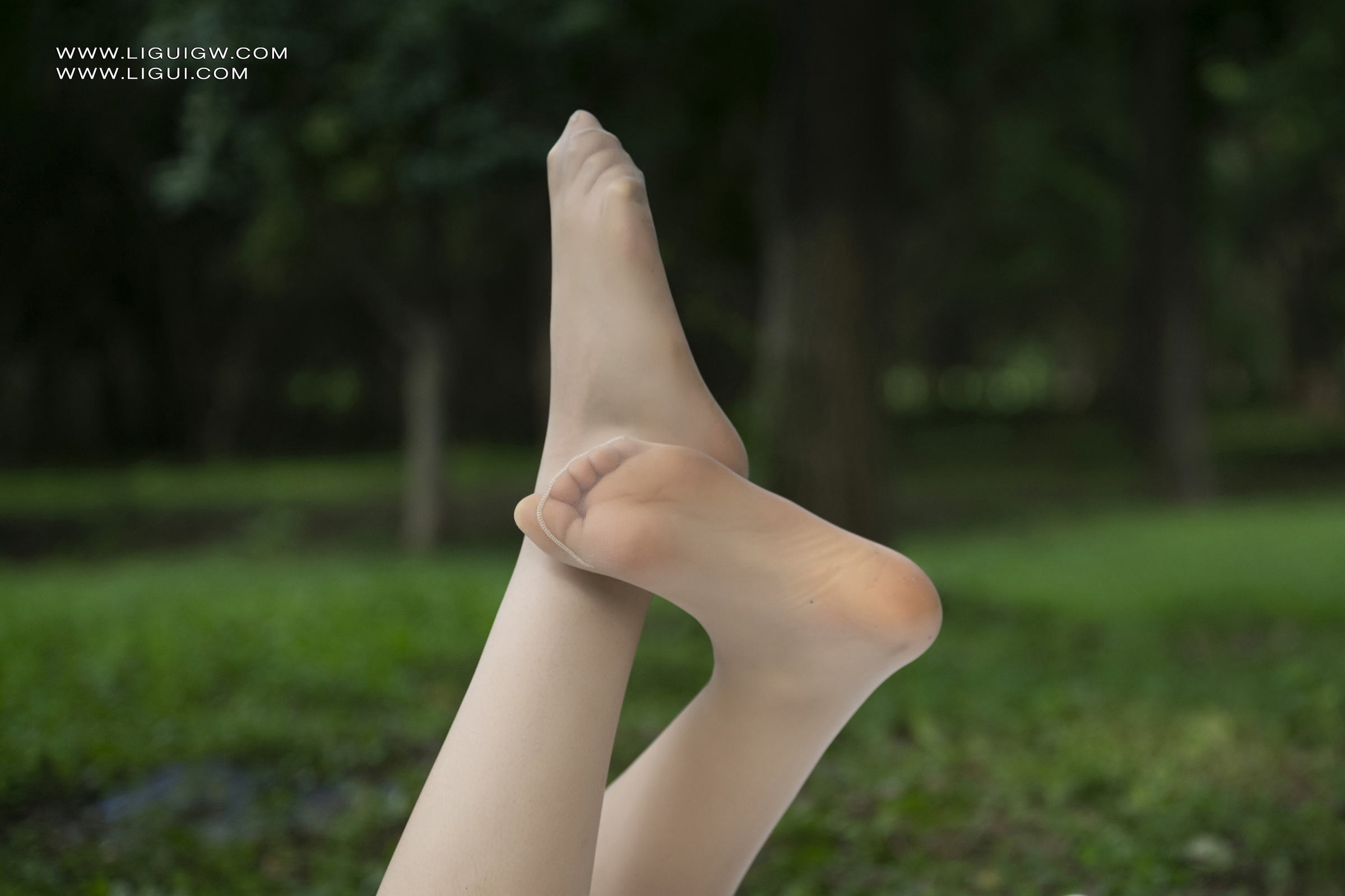 [Ligui丽柜] 2025.11.14 白纱透肤林中漫游 昆昆第21张