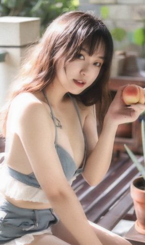 奇行家狗崽 &#8211; 桃子听蝉 [22P]