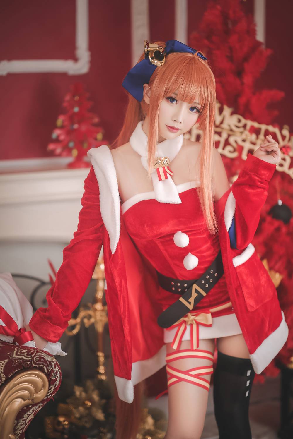 网荭Coser@面饼仙儿 FAL圣诞 在现浏览第1张